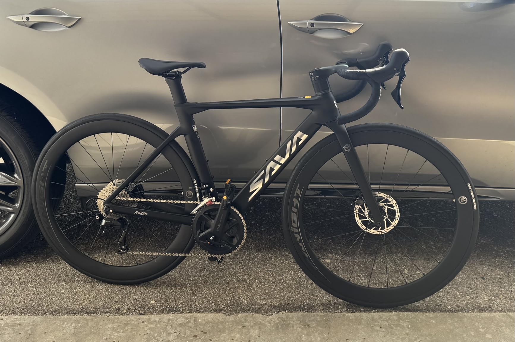 Carbon Fiber Road Bike, Hydraulic Oil Disc Bike with Carbon Fiber Frame and Wheelset, Lightweight Full Carbon Racing Bicycle with Shimano R7120 24S Shift Set for Adults customer photo 1