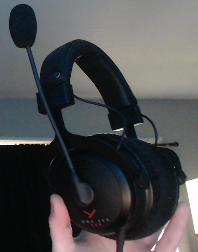 MMX 330 Pro Open-Back Gaming Headset with Stellar.45 Driver and Condenser Microphone, Wired Gaming Headphone Suitable for PC, Gaming Console, PS, Switch. Handmade in Germany, Black customer photo 1