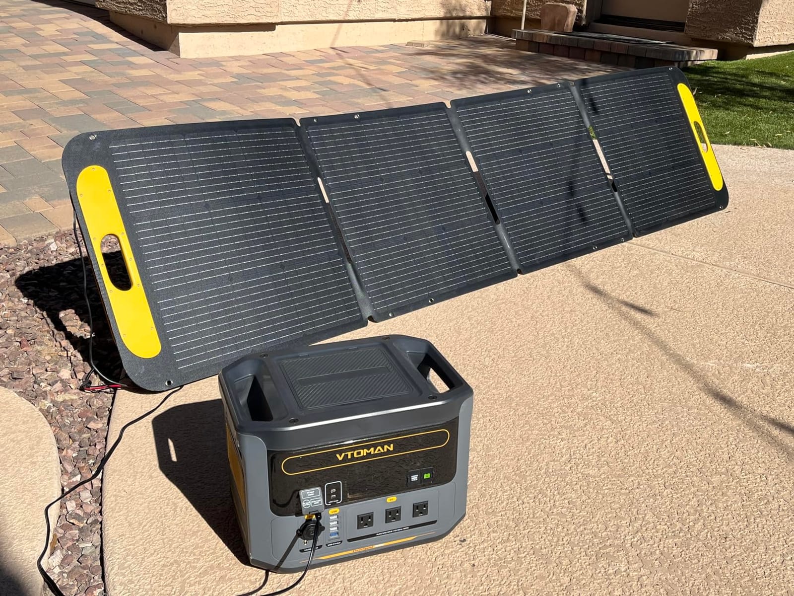 FlashSpeed 300 Portable Power Station, 300W 230Wh LiFePO4 Battery | 3000 Life Cycles, 600W peak, 100W PD USB-C, Fast Charge, 6 Outputs, Outdoor Camping, Home Backup, RV, Off-Grid customer photo 2