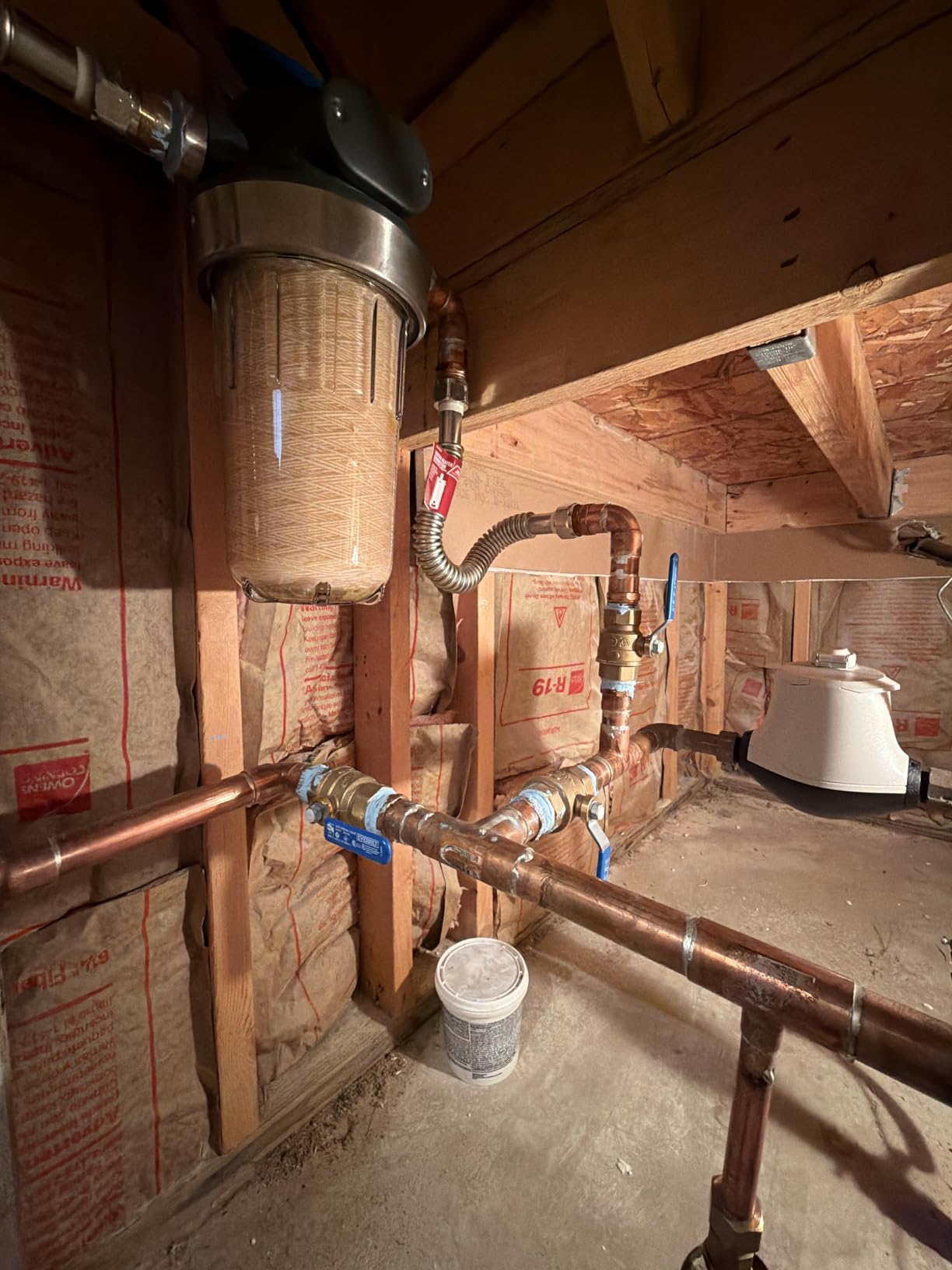 Aquasana SimplySoft Whole House Water Softener | 60K Grain | WH-SF60-BASE | Hard Water Reduction | 16.6 GPM | Metered Regeneration | Salt-Saving Efficiency | Base Tank & Cabinet | 5/10-Year Warranty customer photo 1