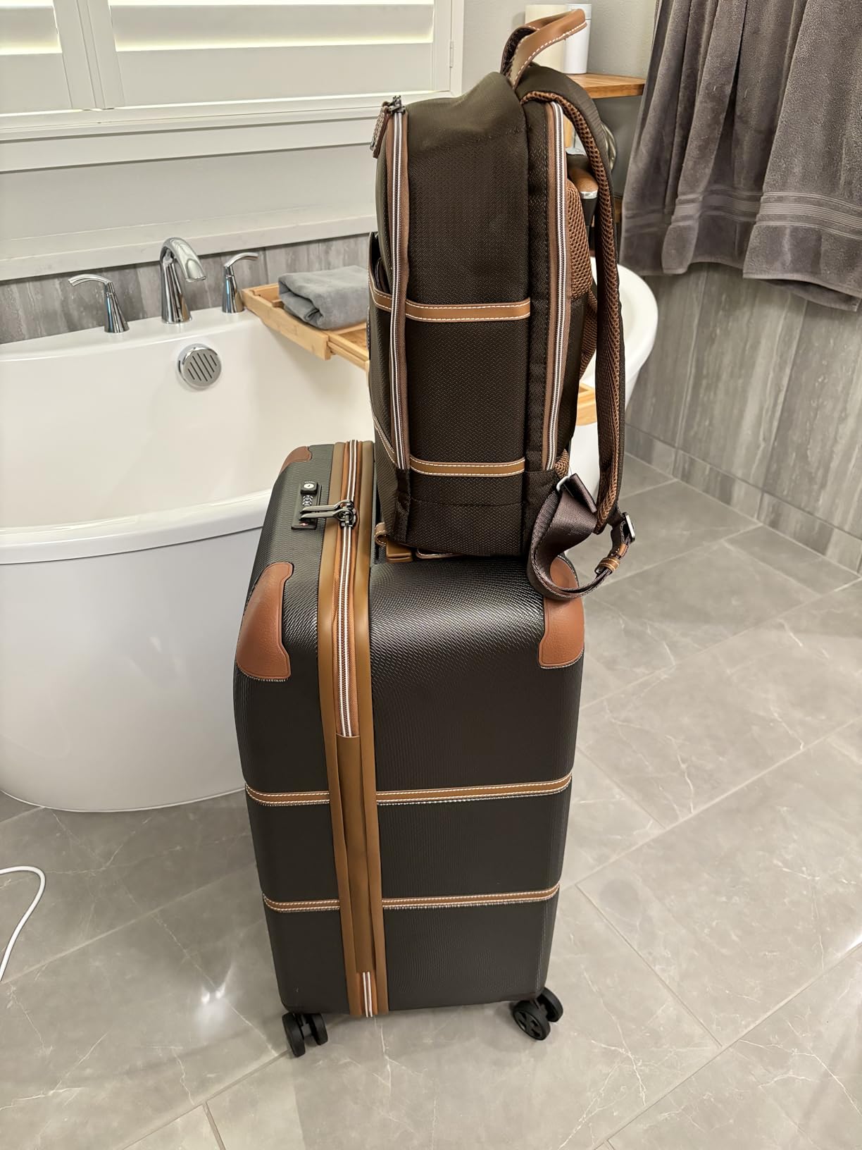 DELSEY PARIS Chatelet Air 2.0, 26 Inch Checked-Trunk Luggage, Navy Blue customer photo 2