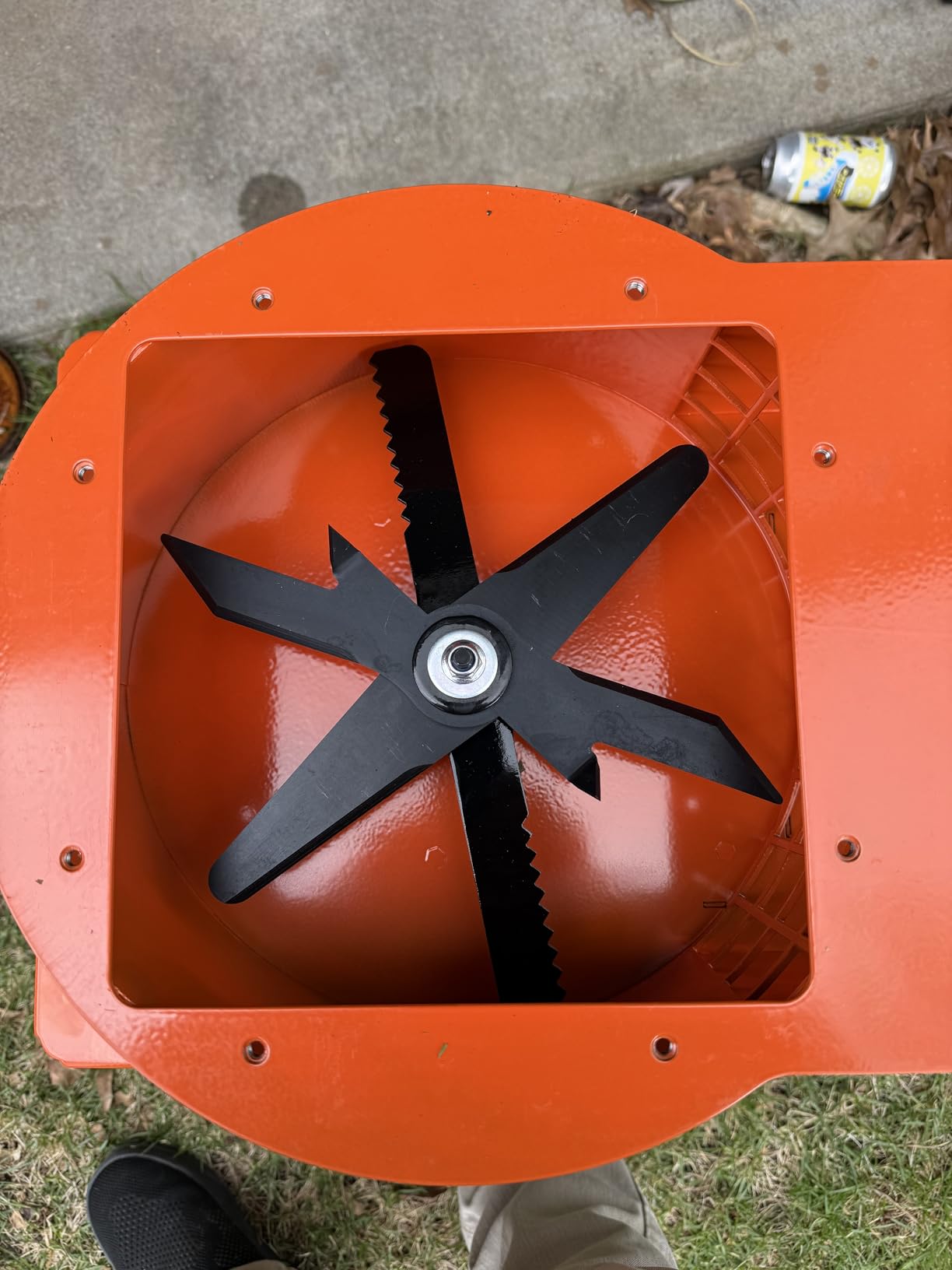 SuperHandy Electric Leaf Mulcher Shredder, 15-AMP, Yard Waste | Electric leaf shredder for leaves, grass and yard waste; high reduction ratio supports compost prep and cleaner cleanup customer photo 2
