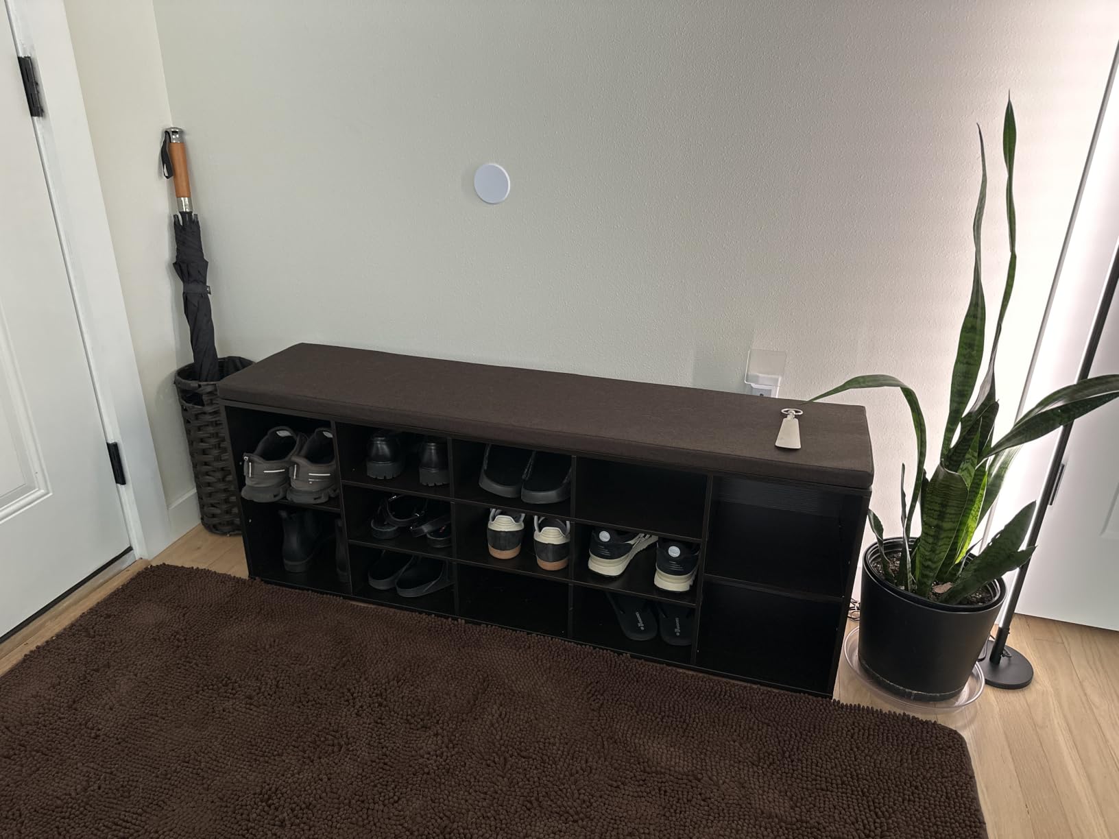 Shoe Storage Bench with Cushion, 15-Cubby Shoe Rack with Seat | 50.8
