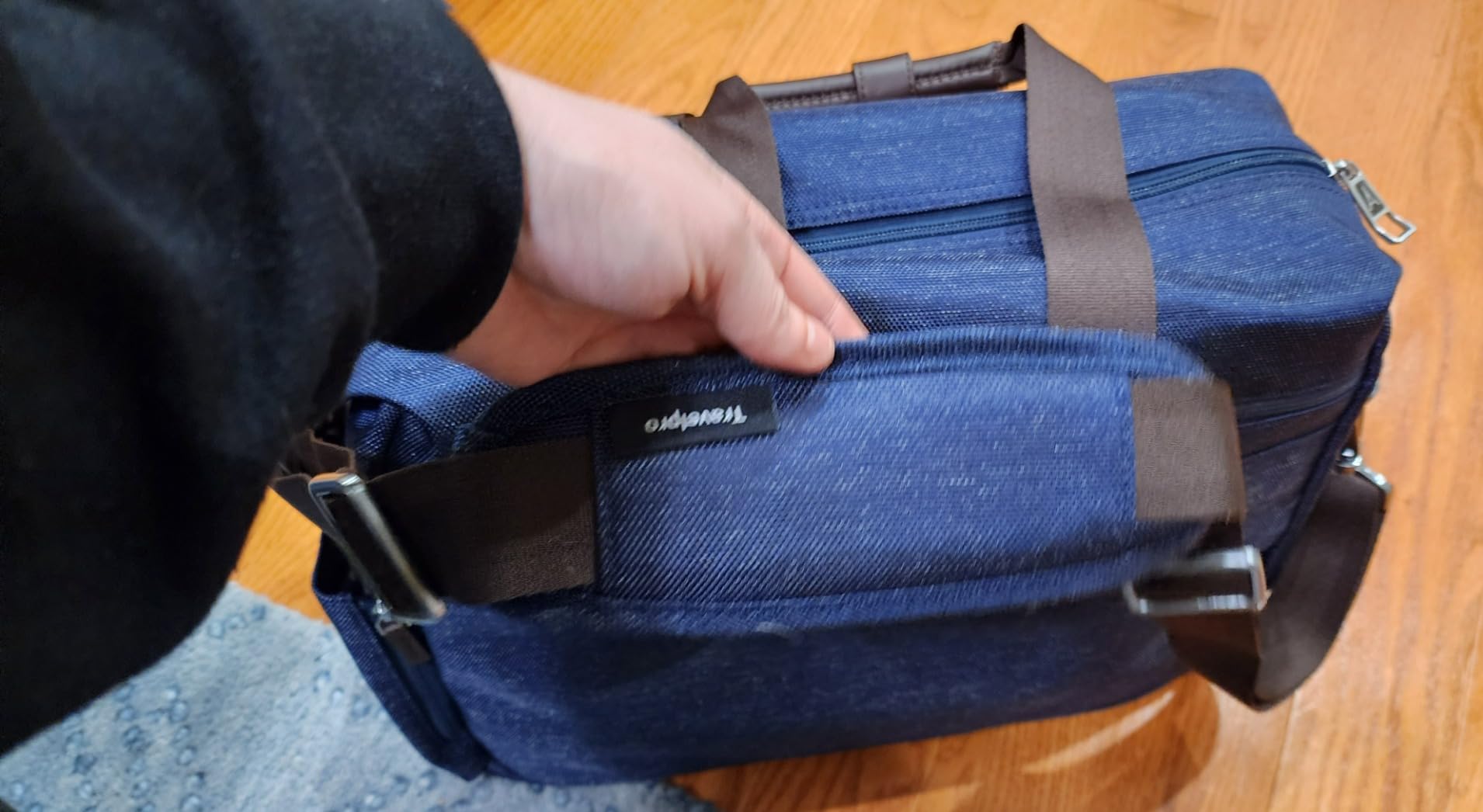 Platinum Elite Carry on Soft Travel Underseat Tote Bag, Weekender, Overnight, Men and Women, 16.5 Inch customer photo 1