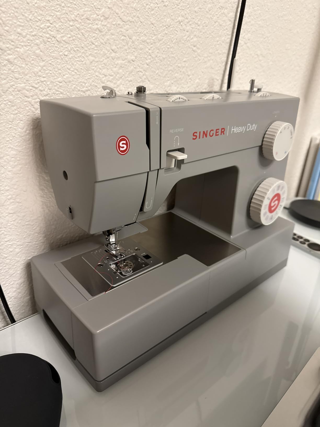 SINGER® 4432 Sterling High Speed Heavy Duty Sewing Machine + Accessory Kit customer photo 2