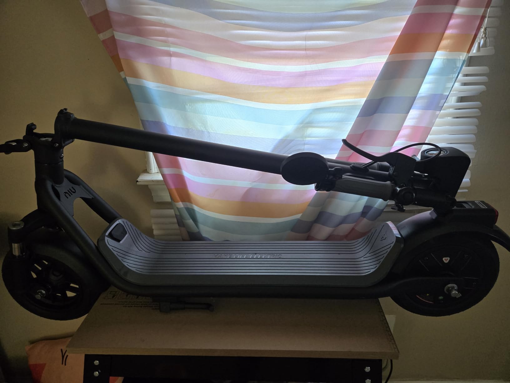 NIU KQi 100P/100F/300P/300X Electric Scooter Adult with Suspension, 600-1000W Peak Power, 18-37.3 Miles Max Range customer photo 2