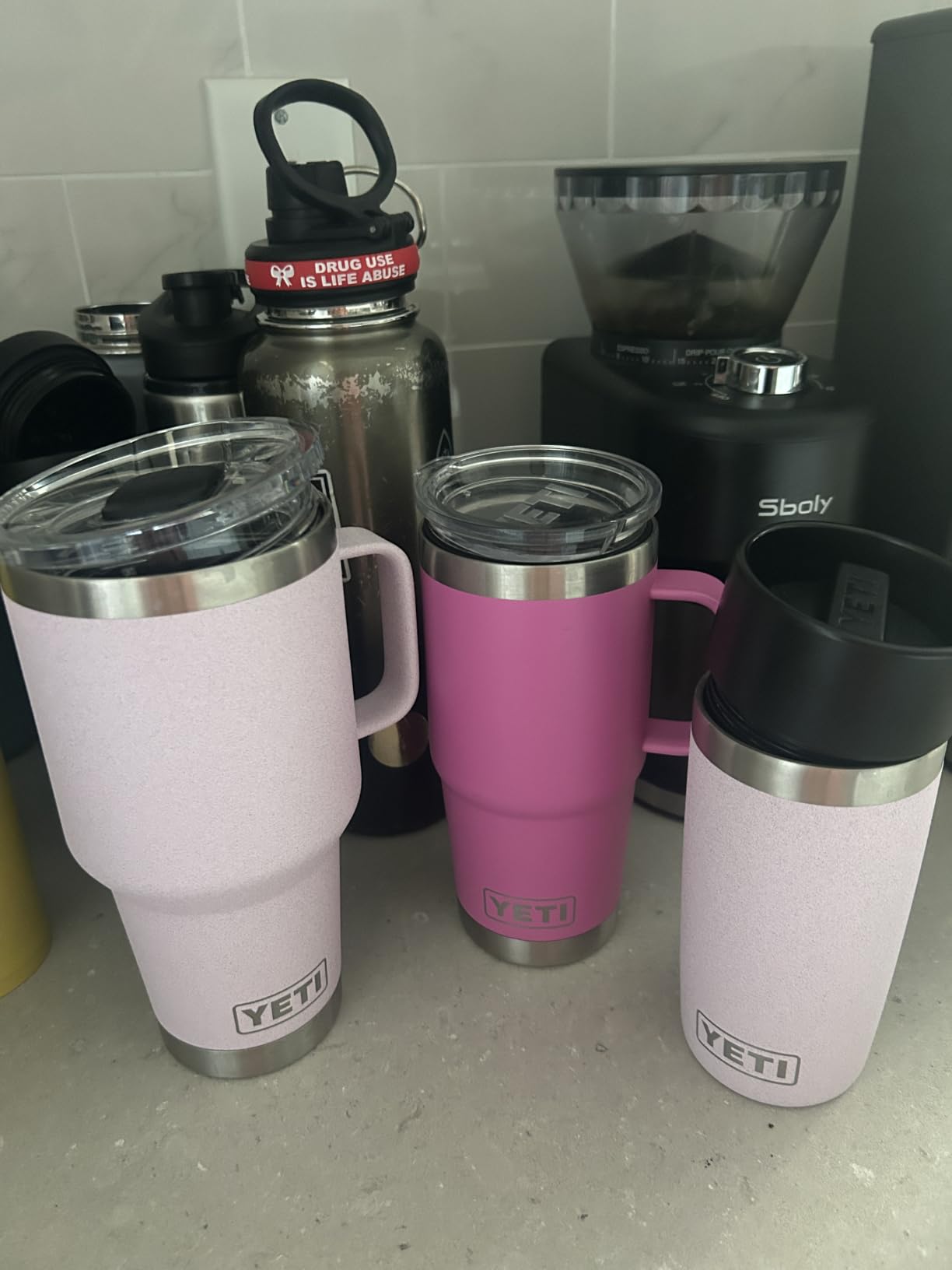YETI Rambler 30 oz Travel Mug, Stainless Steel, Vacuum Insulated with Stronghold Lid customer photo 1