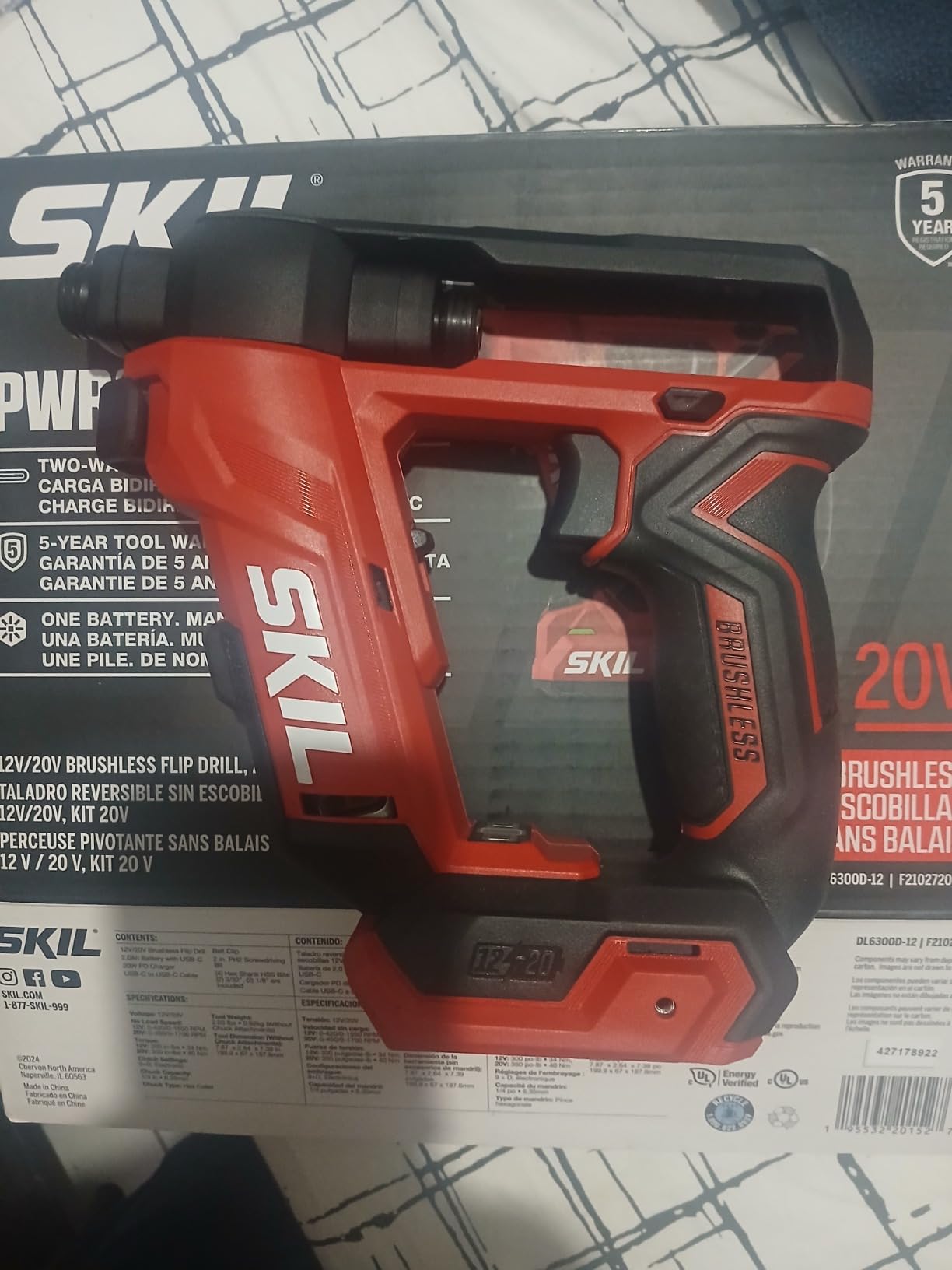 SKIL PWR CORE 20 Brushless 20V Flip Drill Driver Kit with Double Collect Flip Head, Torque Settings & Magnetic On-board Storage, Includes 2.0 Ah USB-C Battery and Charger - DL6300D-12 customer photo 2