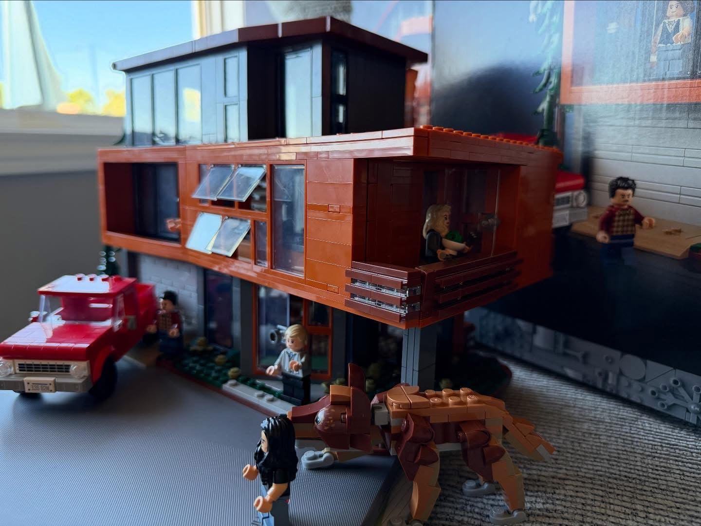LEGO Ideas Twilight The Cullen House - Collectible Set for Adults 18+ - DIY Fantasy Craft for Book Lovers - Edward, Bella, Jacob + 4 More Minifigures - Gift Idea for Fans of the Movies - 21354 customer photo 2