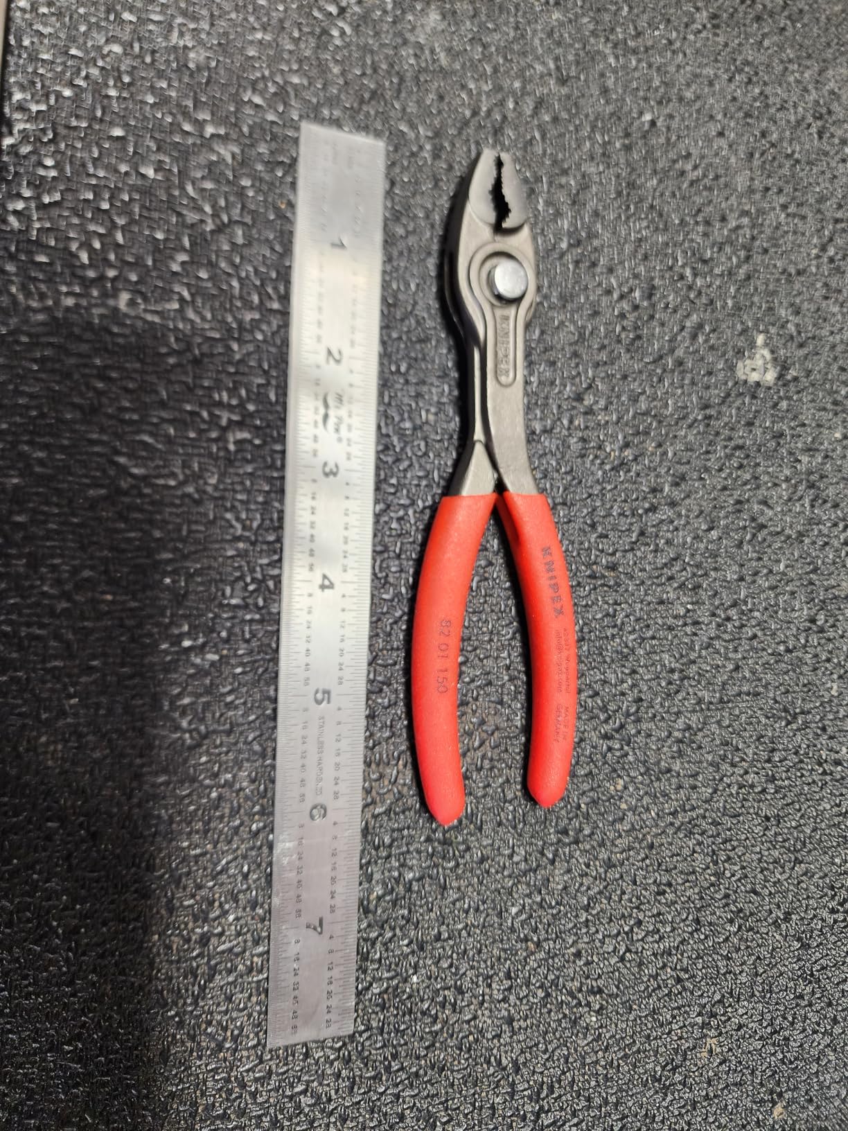 TwinGrip Pliers, 6-inch customer photo 2