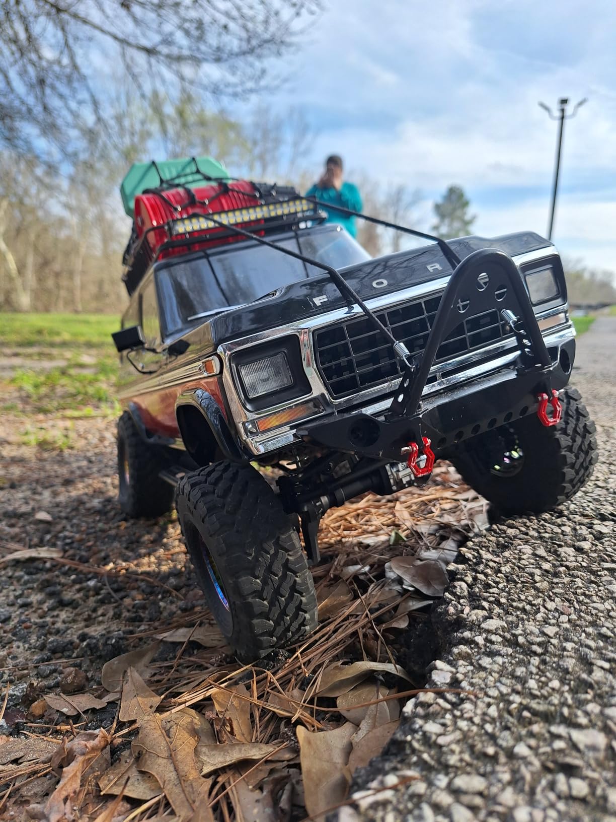 Traxxas TRX-4 1979 Ford Bronco 1/10 Scale 4X4 Crawler (Red) customer photo 2