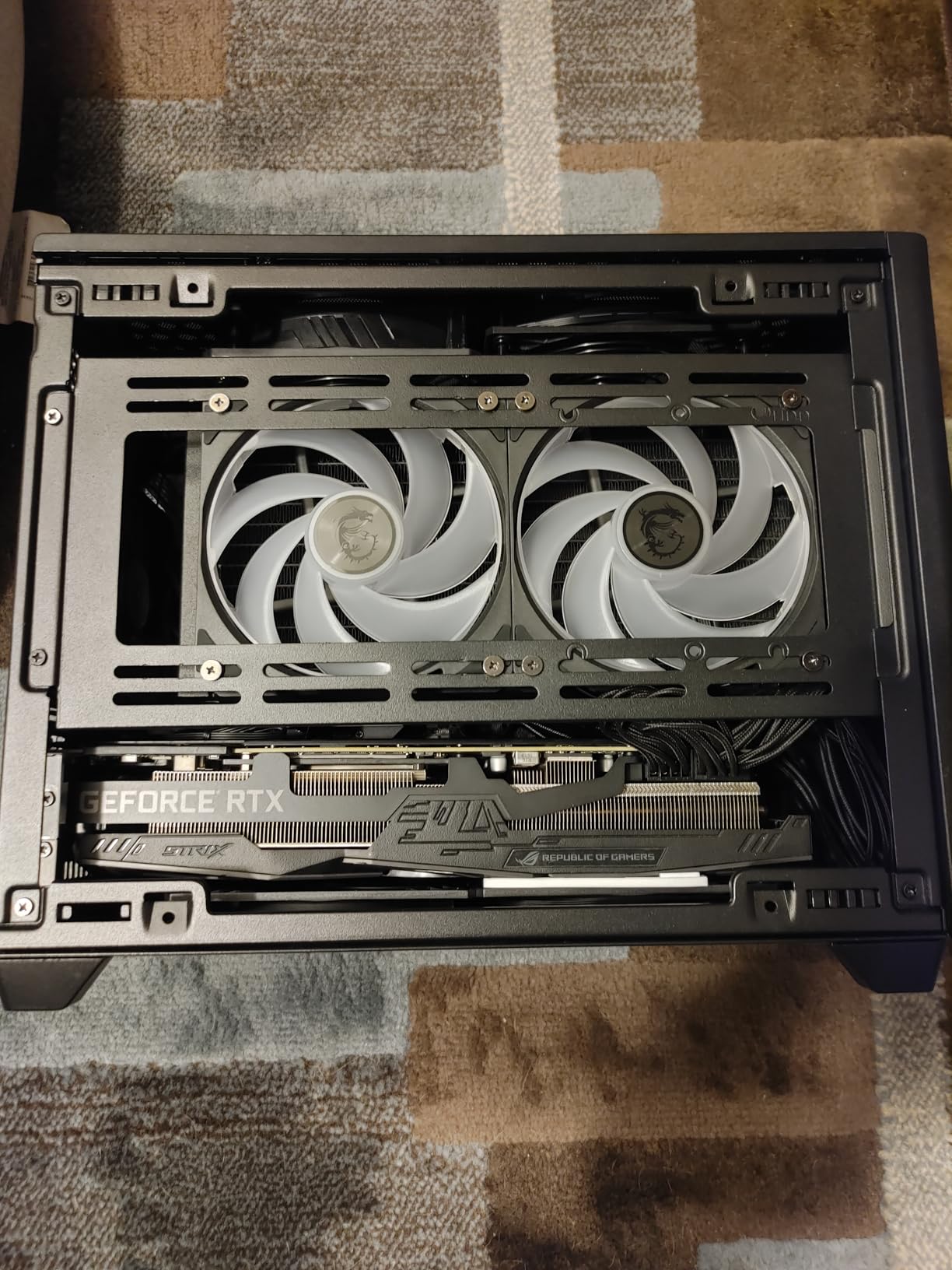 MSI MAG CORELIQUID A13 240 AIO CPU Liquid Cooler - Full CPU Coverage, Improved Water Channel Design, CycloBlade 7, Split-Flow Radiator customer photo 1