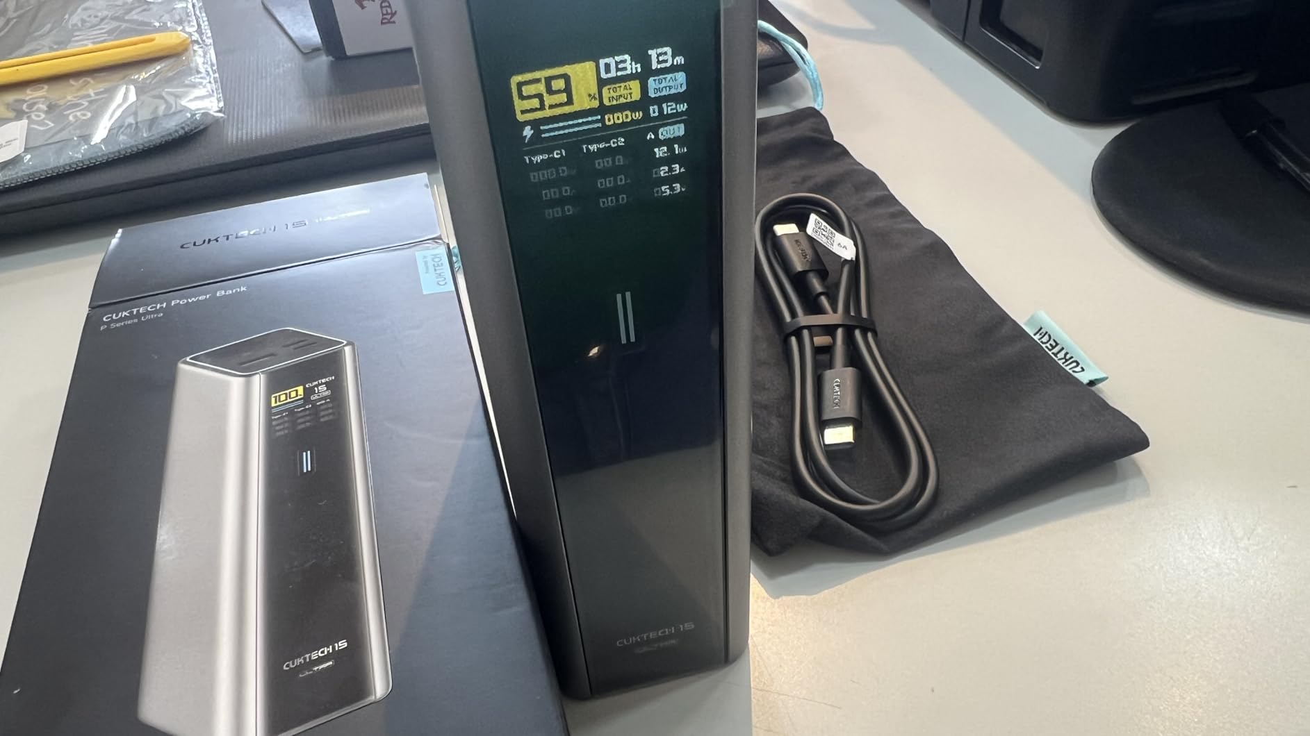 CUKTECH 15 Ultra Power Bank for Laptop, 20,000mAh 140W Portable Charger, Smart Display, External Battery for Outdoor Work and Travel, for iPhone 16/15, MacBook, Samsung, and More (Flight-Approved) customer photo 1