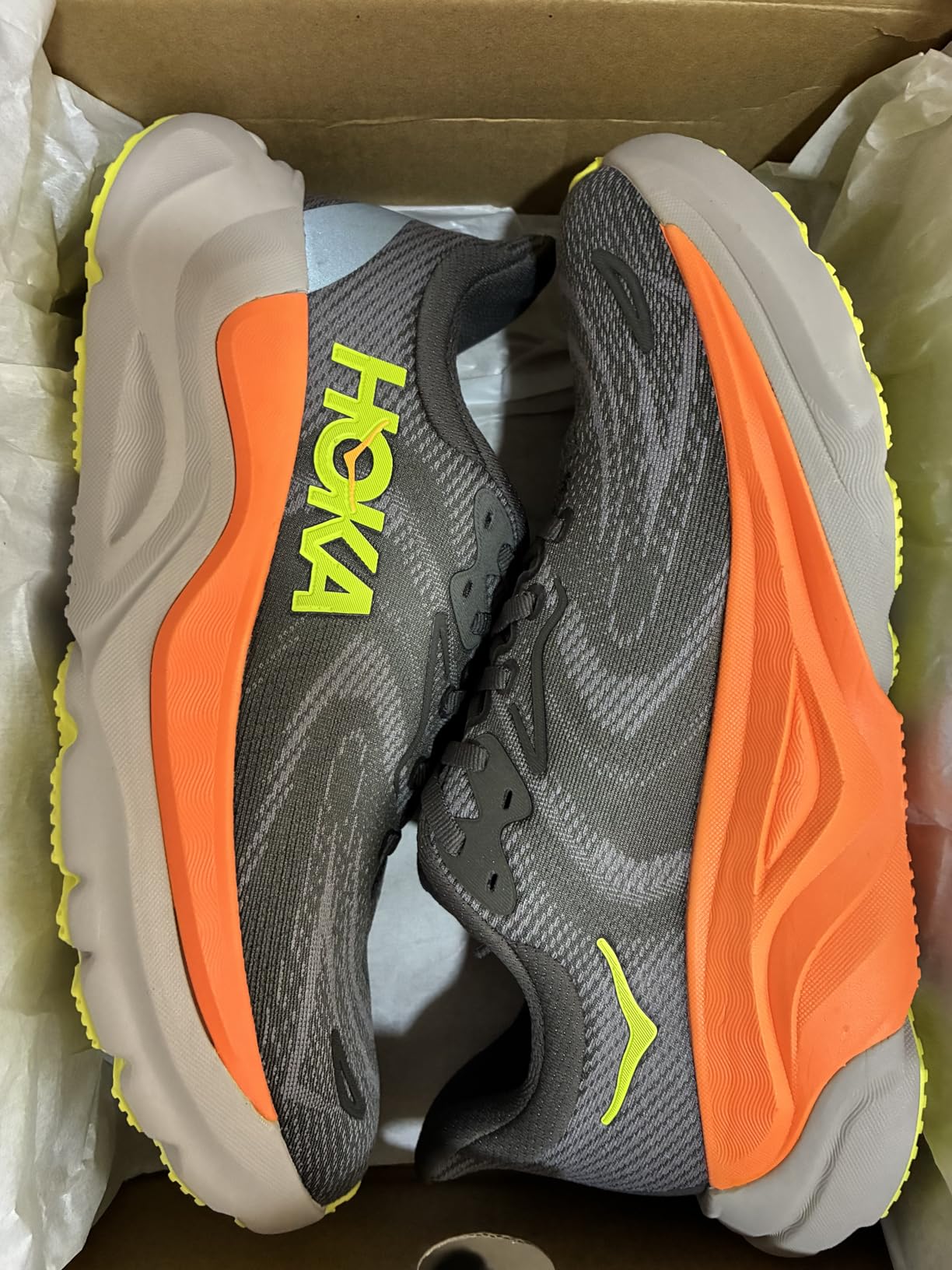 Hoka Mens Arahi 8 | Road Running Shoes customer photo 1