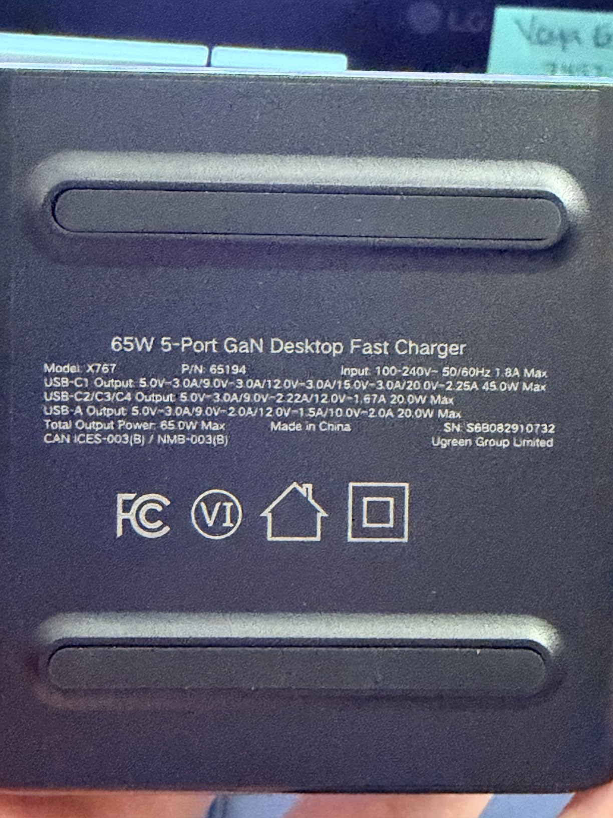 UGREEN 65W GaN Charging Station, 5-Port USB-C & USB-A Fast Charging Power Hub customer photo 2