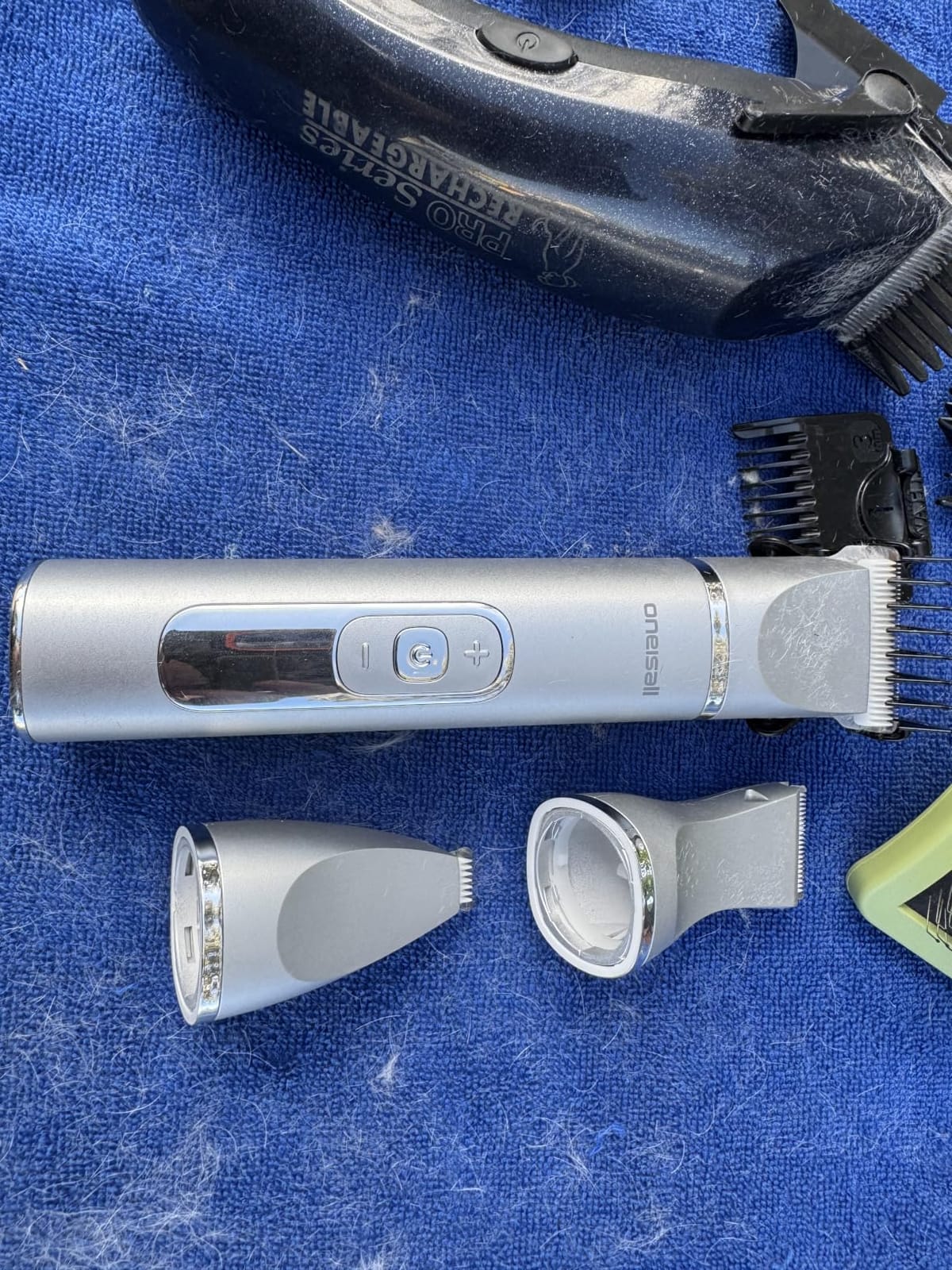 oneisall 4 in 1 Dog Grooming Kit with LCD Display | Paw Hair Trimmer & Nail Grinder, Rechargeable, Cordless, Low Noise, IPX7 Waterproof, 3 Speeds Pet Grooming Clippers customer photo 1