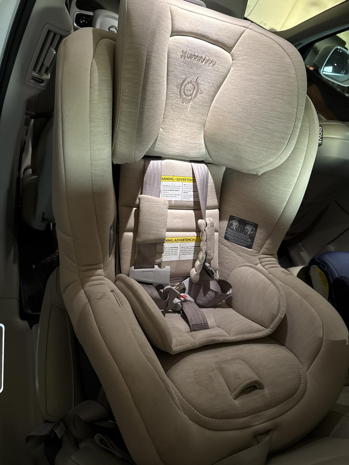 UPPAbaby Rove Convertible Car Seat - 2-in-1 Rear & Forward Facing - Greyson customer photo 2