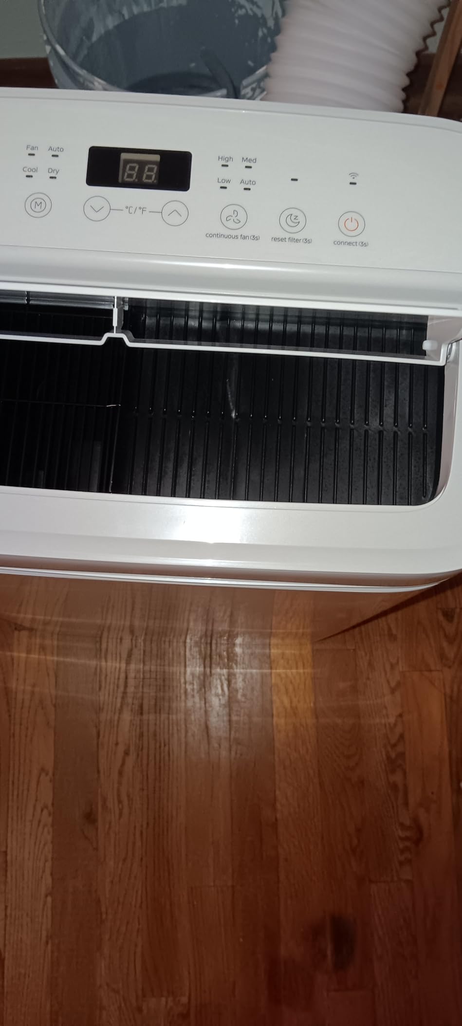 Midea 14,000 BTU ASHRAE Portable Air Conditioner, Cools up to 450 Sq. Ft. | 10,000 BTU SACC Portable AC, Smart APP & Remote Control, Amazon Alexa & Google Assistant, with Dehumidifier & Fan mode customer photo 2