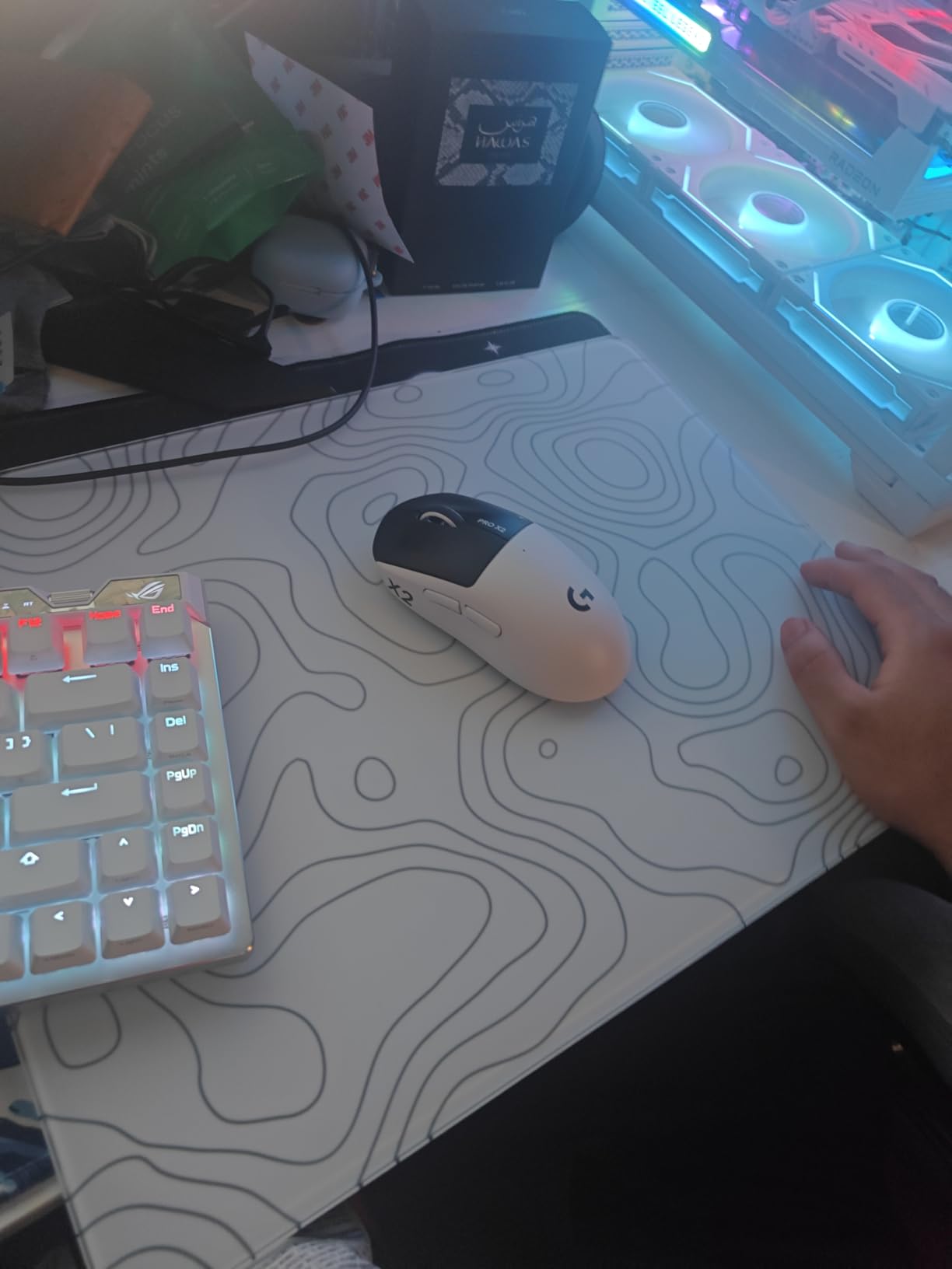 XVX Black Glass Mousepad 4.0, Hard Mouse Pad for Gaming, Ultra-Smooth Micro-Etched Surface Mouse Mat with Non-Slip Rubber Base(410mm*310mm) customer photo 2