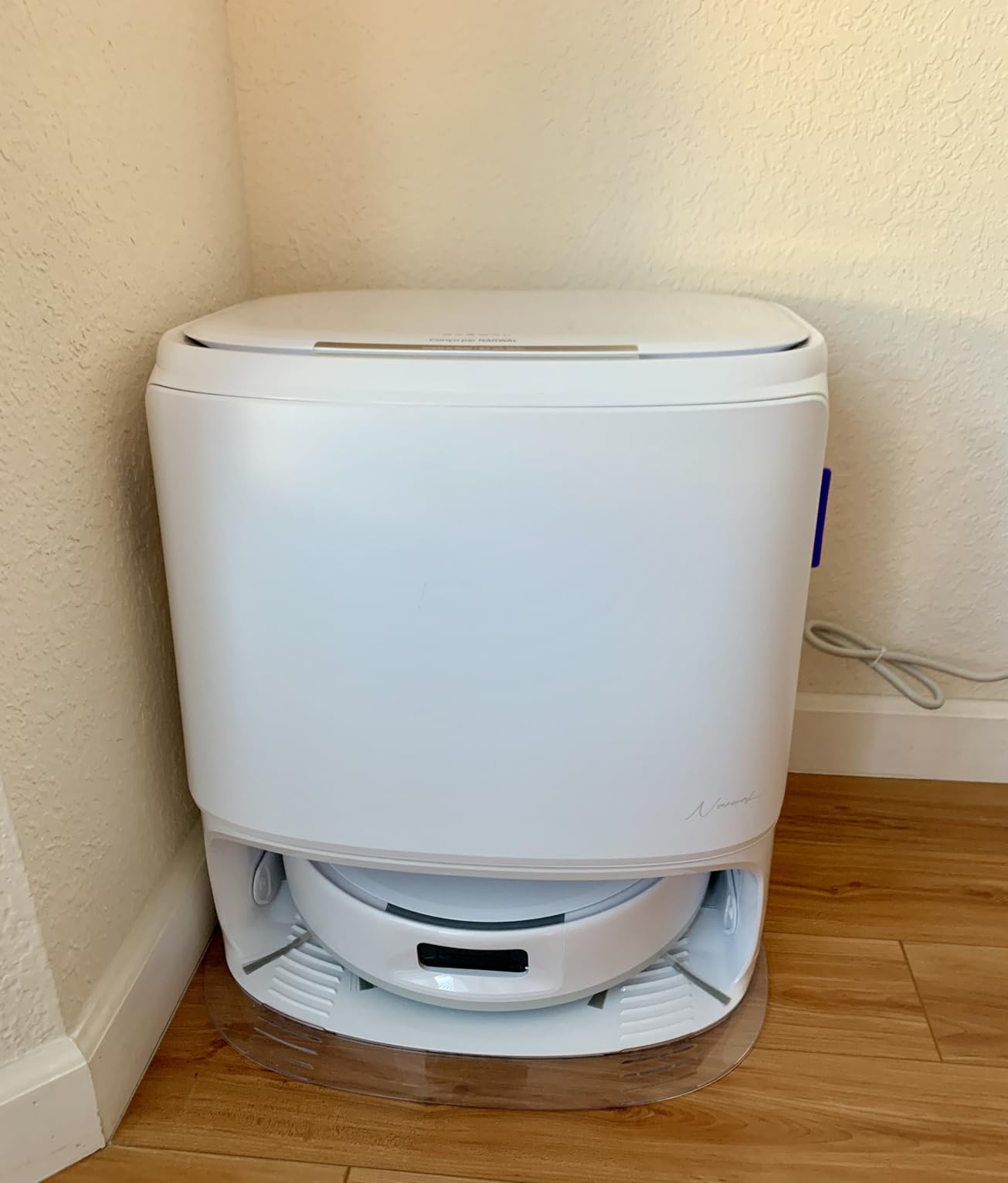 NARWAL Freo Z10 Robot Vacuum and Mop Combo, 15000Pa, Self Emptying customer photo 1