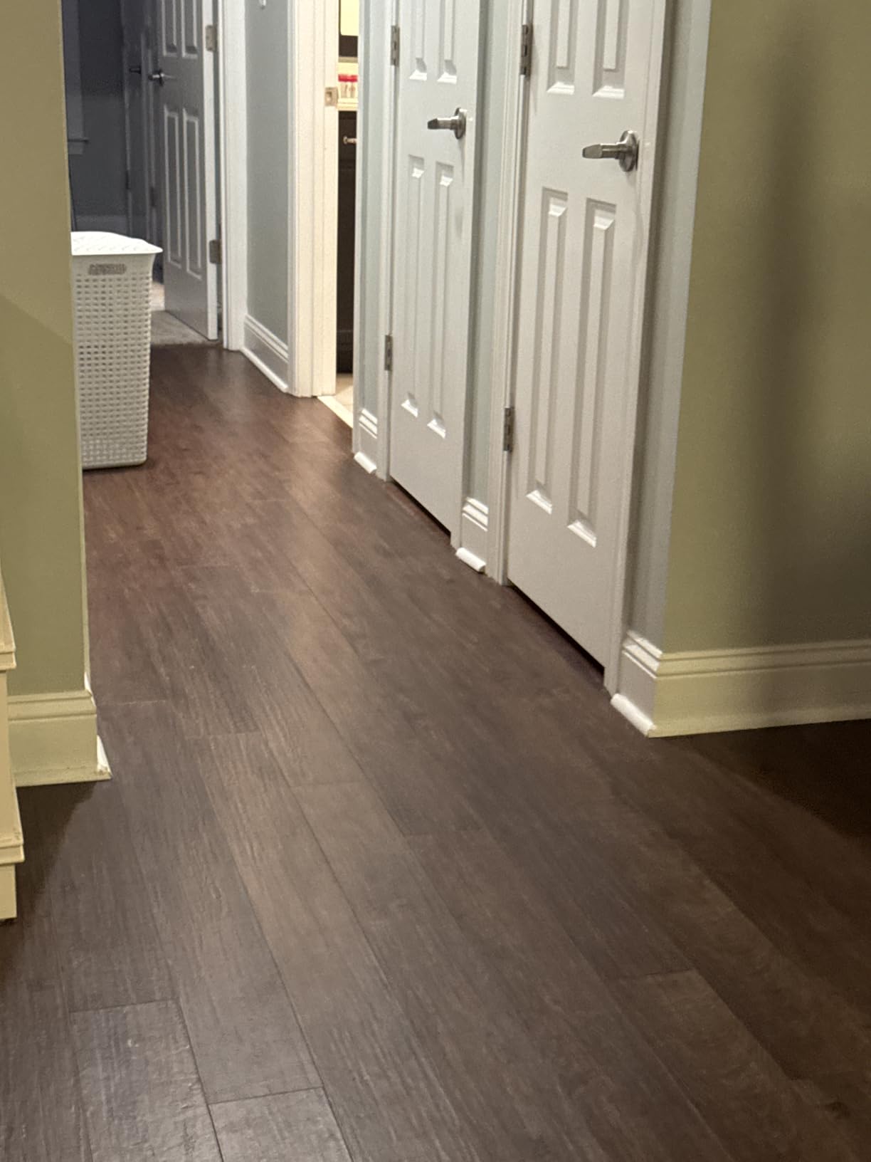 Narwal Freo X Ultra Robot Vacuum and Mop Combo, 8200Pa Robot Mop & Vacuum, Auto Mop Drying/Washing, Self-Empty, Zero-Tangling, DirtSense, Maintenance-Free Base Station (Renewed) customer photo 1