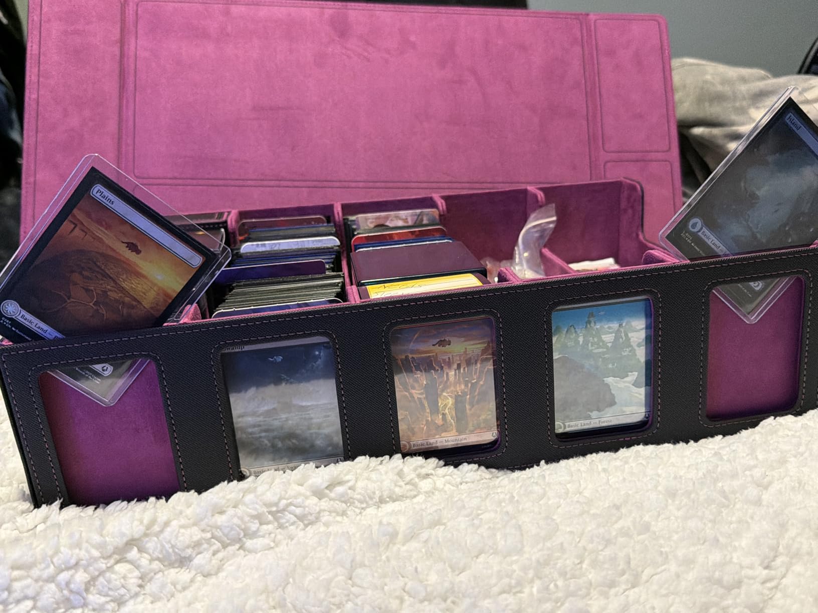Kabinka 5 Row 3900+ Trading Card Storage Box with Commander Display | MTG Storage Box with Removable Lid Bulk Card Storage for MTG TCG PTCG Sports Card, Top Loaders Storage Box (Black) customer photo 2