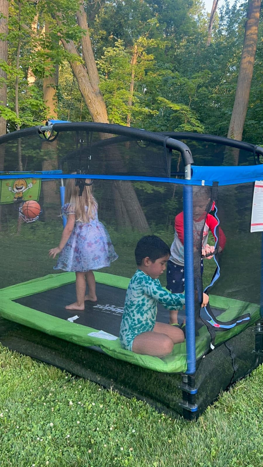 Zupapa 4X6FT Rectangle Trampoline with Basketball Hoop, and Safety Net - Indoor/Outdoor Kids Trampoline for Toddlers Ages 3-6, 220LBS Capacity, Heavy-Duty Galvanized Steel Frame customer photo 1