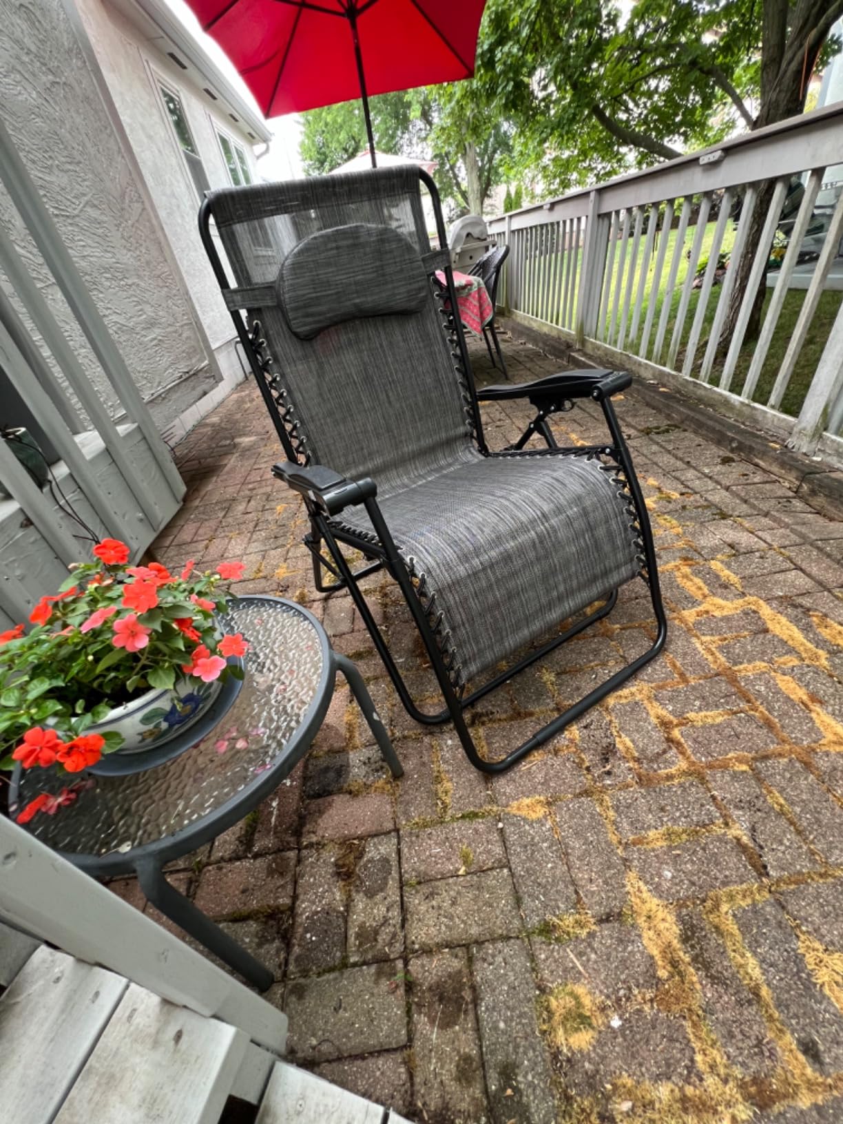 Best Choice Products Oversized Zero Gravity Chair, Folding Outdoor Patio Lounge Recliner w/Cup Holder Accessory Tray, Pillow - Peacock Blue customer photo 2
