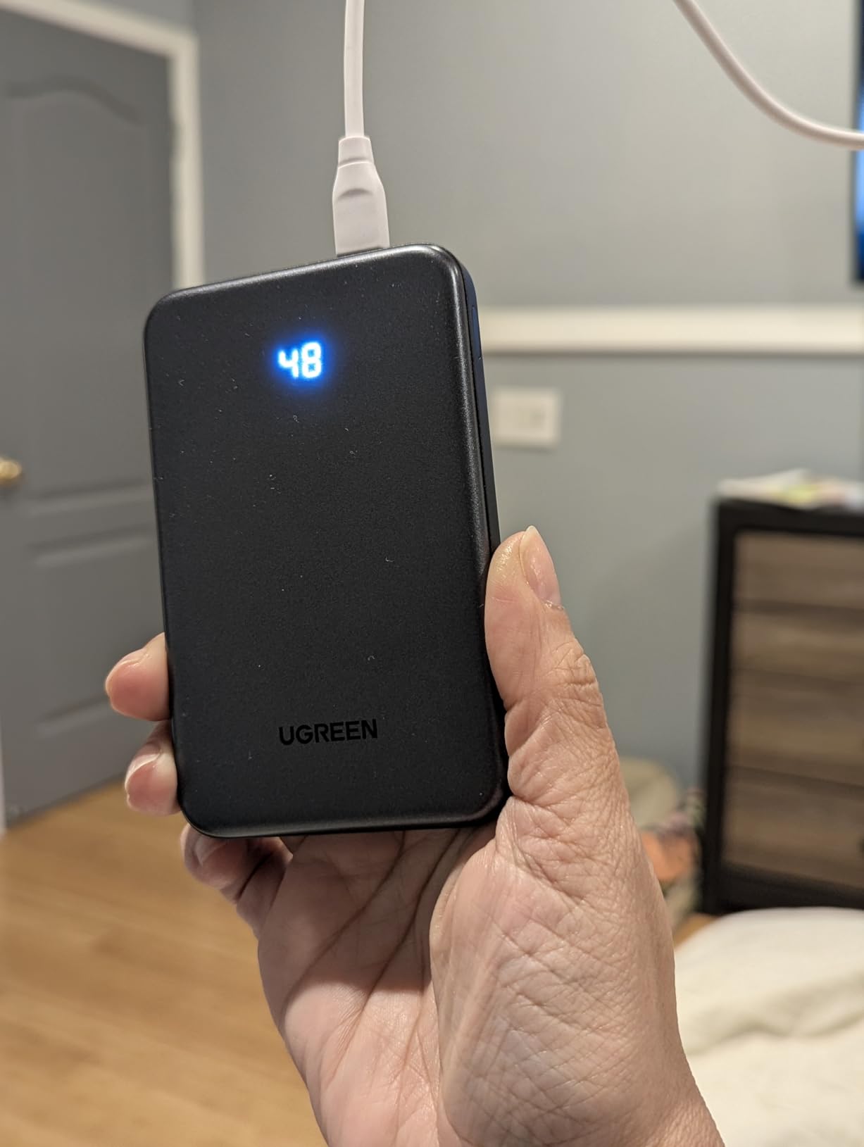 Ugreen 10000mAh 22.5W PD3.0 Compact Power Bank with Digital Display customer photo 1