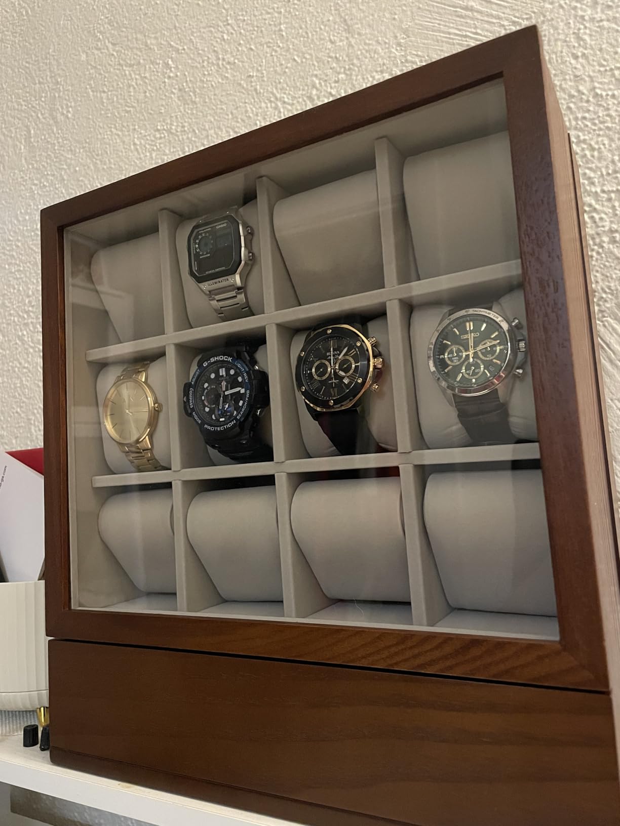 SONGMICS Automatic Double Watch Winder Box, Quiet Motor, LED Light, Lock | For Automatic Watches, Adjustable Pillow, 4 Winding Settings, USB-C Charging Cable, Black, BRIDIE Collection UJWB031BZ01S customer photo 1