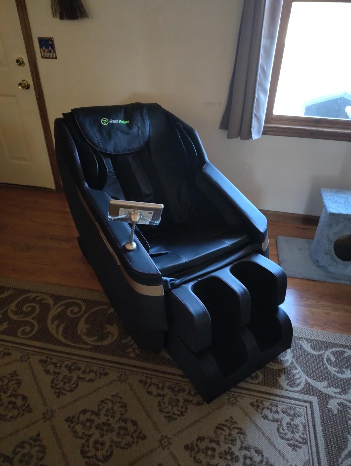 Real Relax Full Body Shiatsu Massage Chair for Home Relaxation | Zero Gravity Recline, Pre-Assembled, 6 Auto Modes, Foot Massage, Waist & Calf Heating, Bluetooth, Black customer photo 1