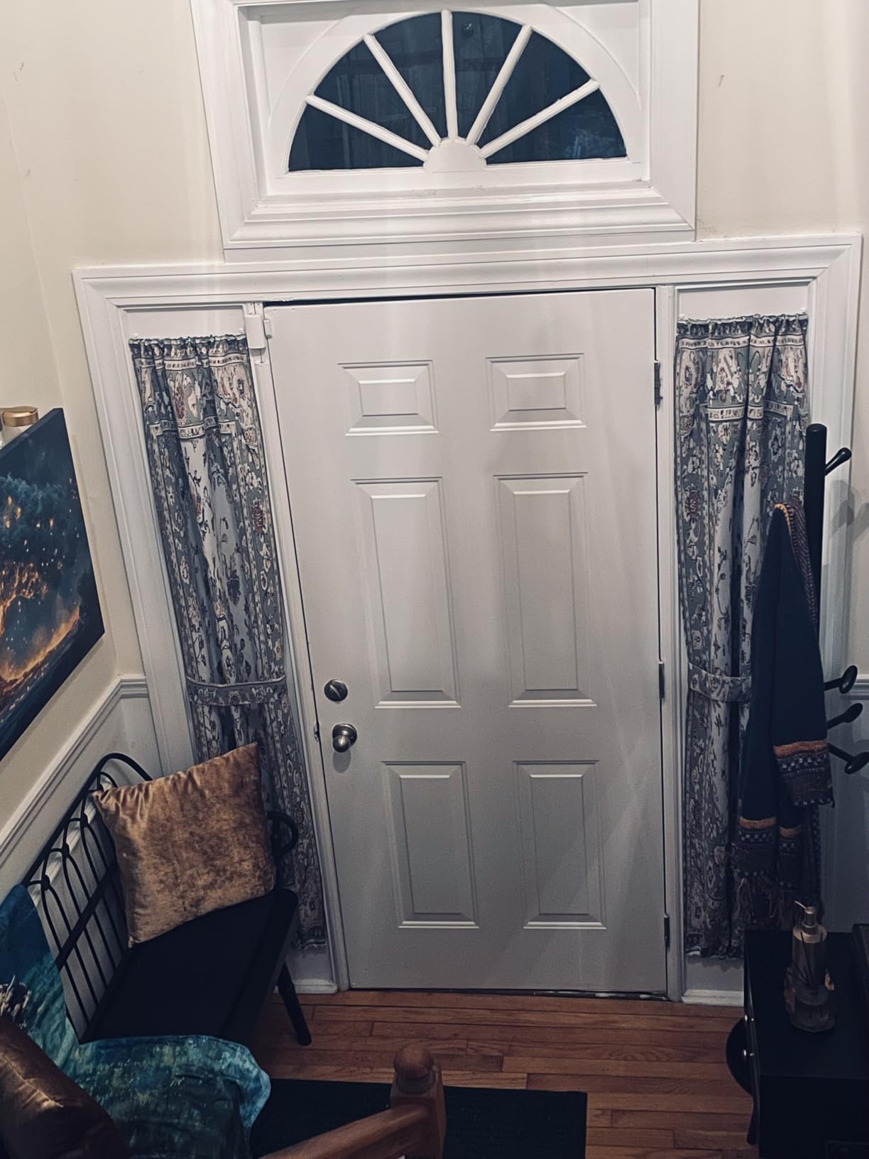 Taitiy Solid Wooden Coat Rack Stand Freestanding Hall Tree with 10 Hooks | 3 Height Options for Coats, Hats, Handbags, and Scarves, Space Saving Design for Entryway, Office, Bedroom Rubberwood customer photo 1