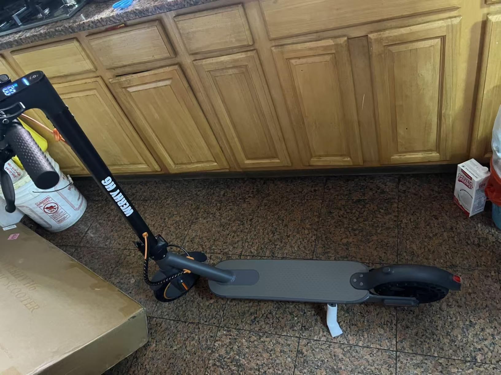 Electric Scooter with Seat, 500W Motor, 20 MPH & 21 Miles Range, 10 Inch Solid Tires, Front Suspension, Foldable Commuter E-Scooter with LCD Display, Dual Braking and Basket customer photo 1