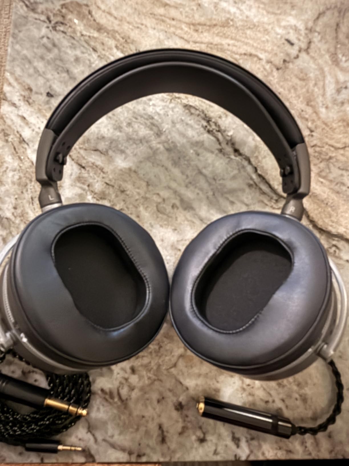 Audeze LCD-S20 Wired Closed Back Planar Headphone for Studios and Audiophiles customer photo 1