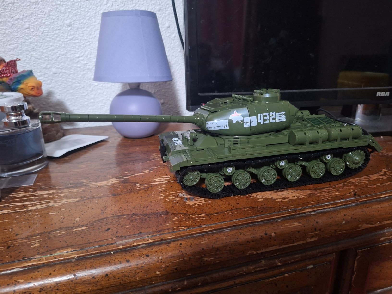WW2 Tank Building Set IS-2 Heavy Army Military Vehicles IS2 Model Collection for Boys & Adults Home Decor customer photo 2