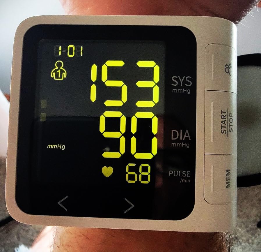 VivaGuard Wrist Cuff Blood Pressure Monitor, FDA-Cleared FSA&HSA Eligible | Clinically Accurate BP Machine, LCD Backlit Display, 5.31-7.68 Inches Cuff, Heartbeat Detection, 2*99 Memory, Batteries Included customer photo 2