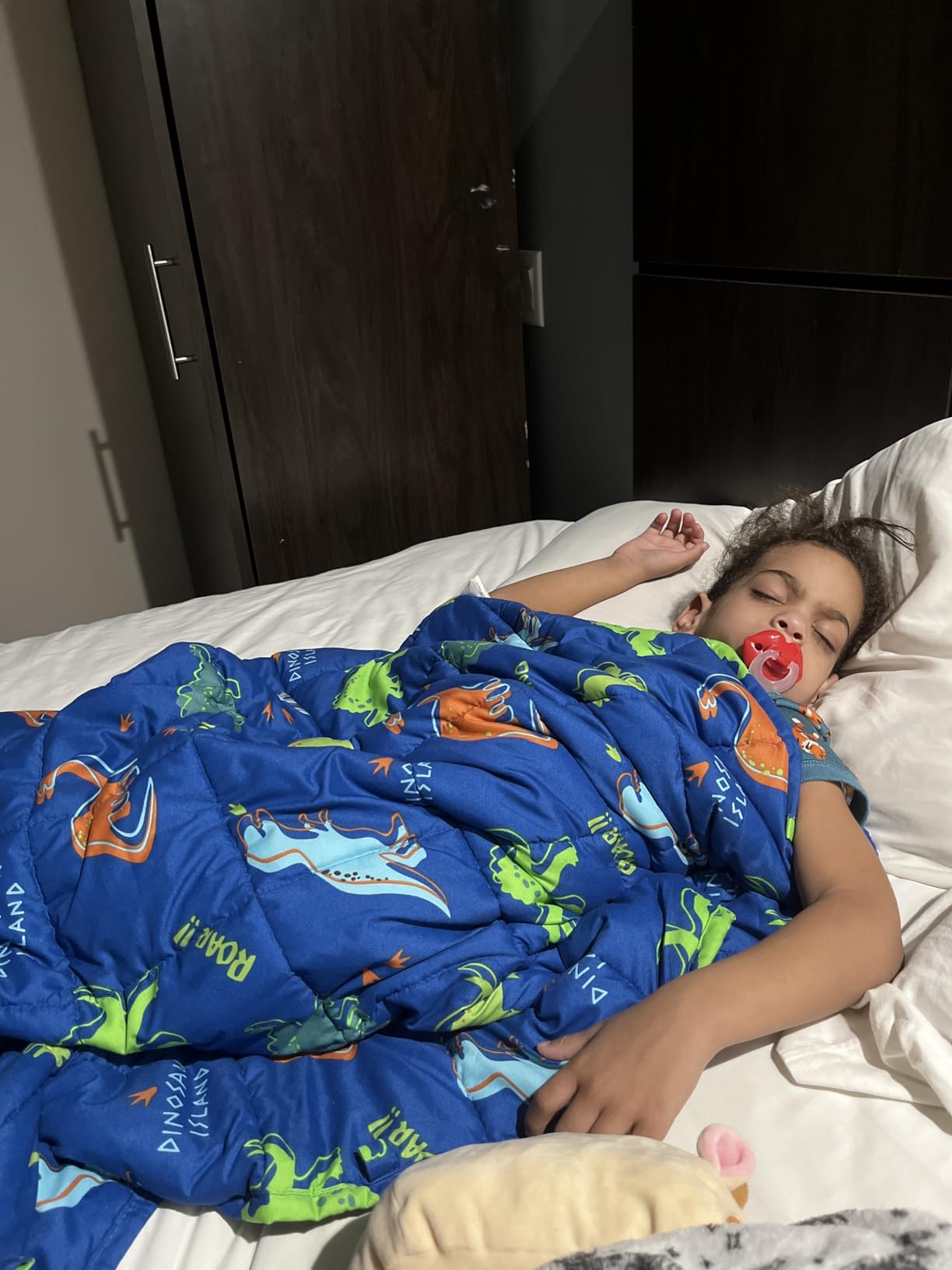Kivik Cooling Weighted Blanket 5 Pounds, Breathable Heavy Blankets, 36