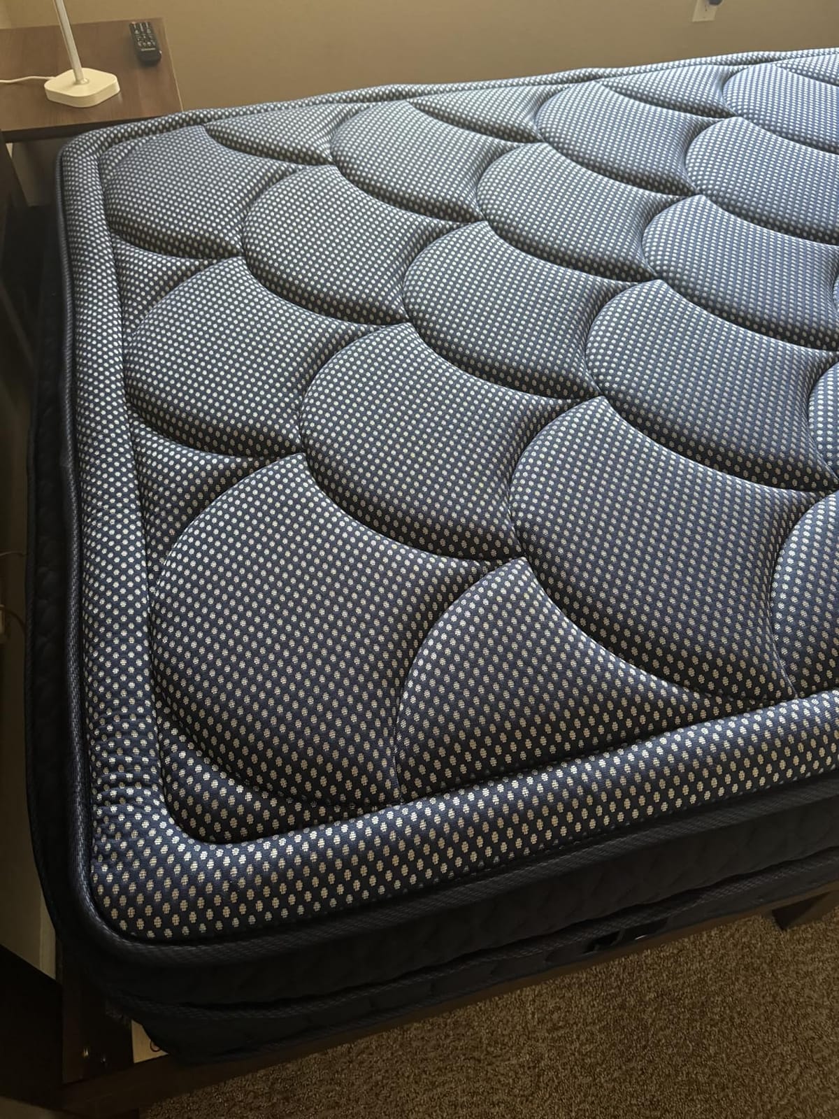 DreamCloud Luxe 14
