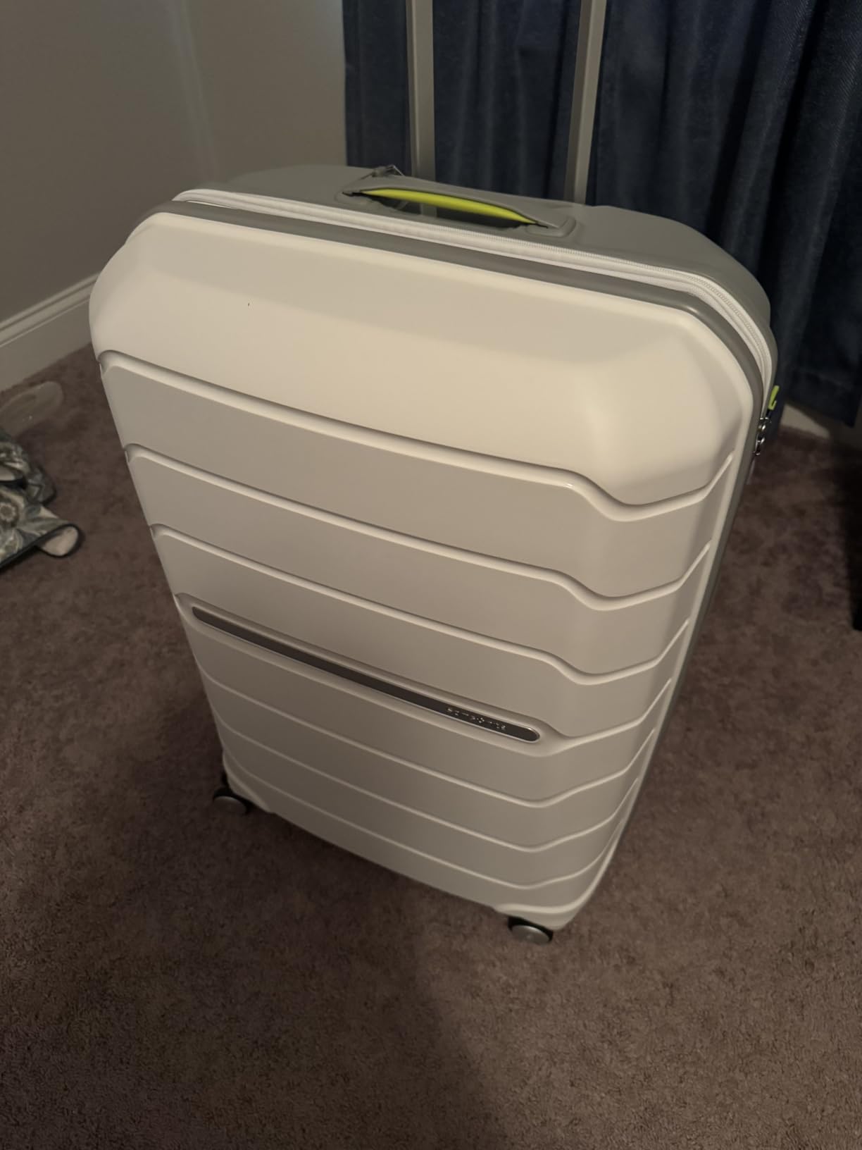 Samsonite Freeform Large Checked Luggage with Dual 360° Spinner Wheels - TSA Lock, Airline-Approved - Lightweight Durable Polypropylene Expandable Hardshell - Sky Blue customer photo 1