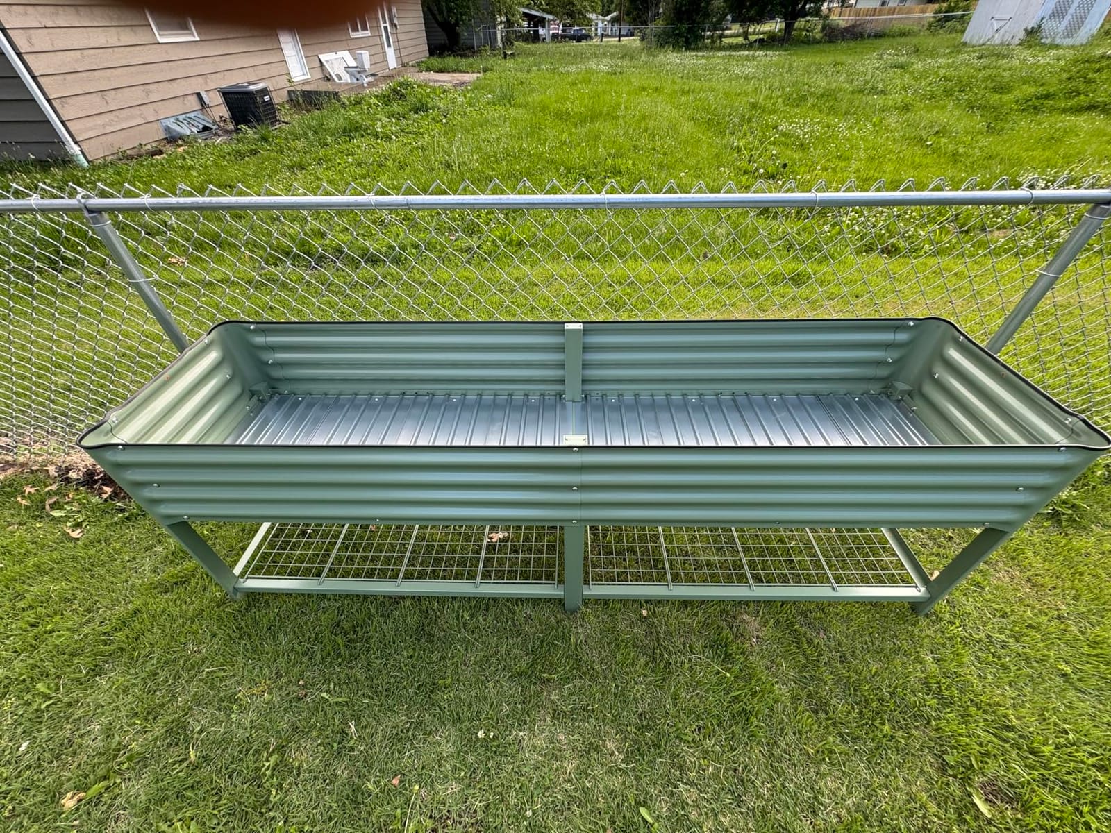 Vego garden Elevated Raised Garden Bed, 2' x 4' Outdoor Planters Boxes with Legs & Storage Rack for Patio, 700 Lbs Weight Capacity, Raised Beds for Gardening Herbs Vegetables, Olive Green customer photo 2