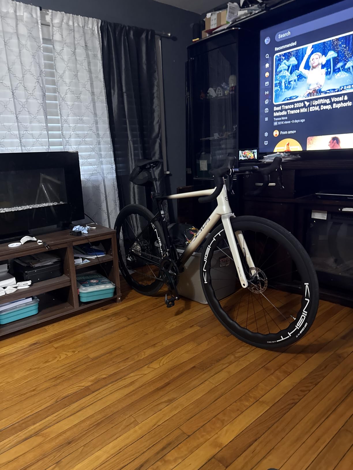 SAVADECK Falcon SLR7 Full Carbon Fiber Lightweight Road Bike with Shimano 105 R7170 24S Shift Set and Brake, Equiped with T1000 Carbon Frame, Front Fork, Wheels, Handlebar and Seatpost customer photo 1