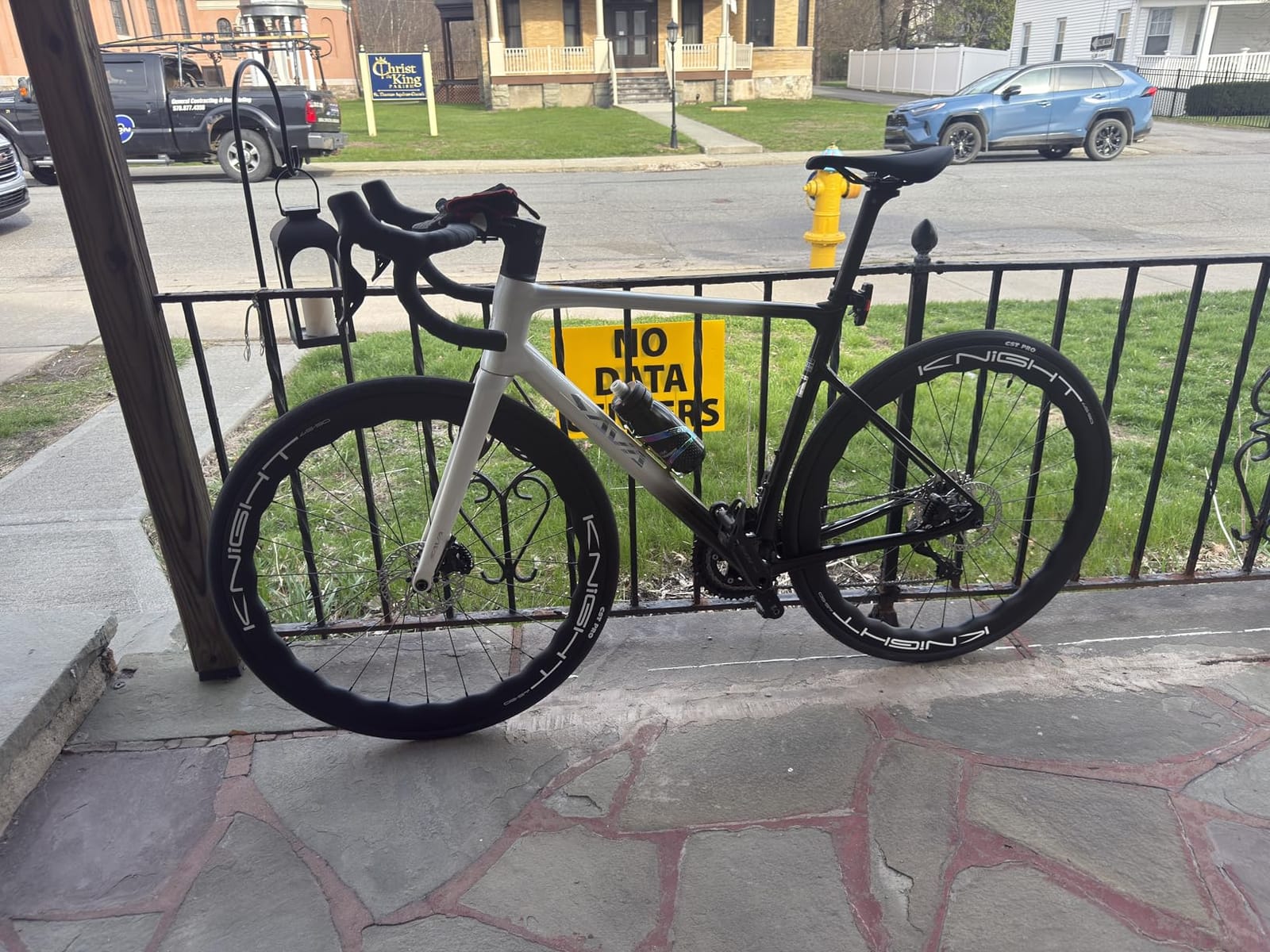 SAVADECK Falcon SLR7 Full Carbon Fiber Lightweight Road Bike with Shimano 105 R7170 24S Shift Set and Brake, Equiped with T1000 Carbon Frame, Front Fork, Wheels, Handlebar and Seatpost customer photo 2