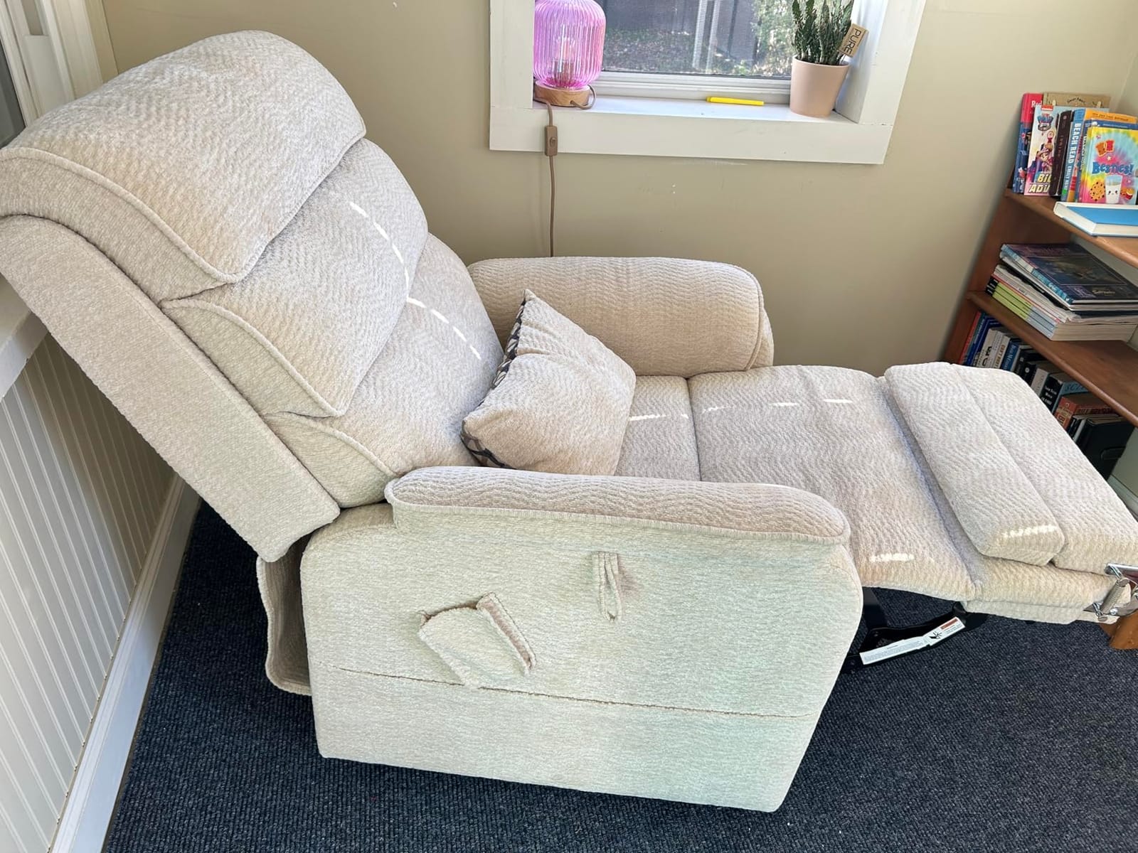 DYNOX Dual Motor Power Lift Recliner Chair for Tall Man, Lay Flat Lift Chair with Extended Footrest, Infinite Position Reclining, Heat & Massage, Chenille Fabric, 350 lbs Support, Beige, 9198L customer photo 1