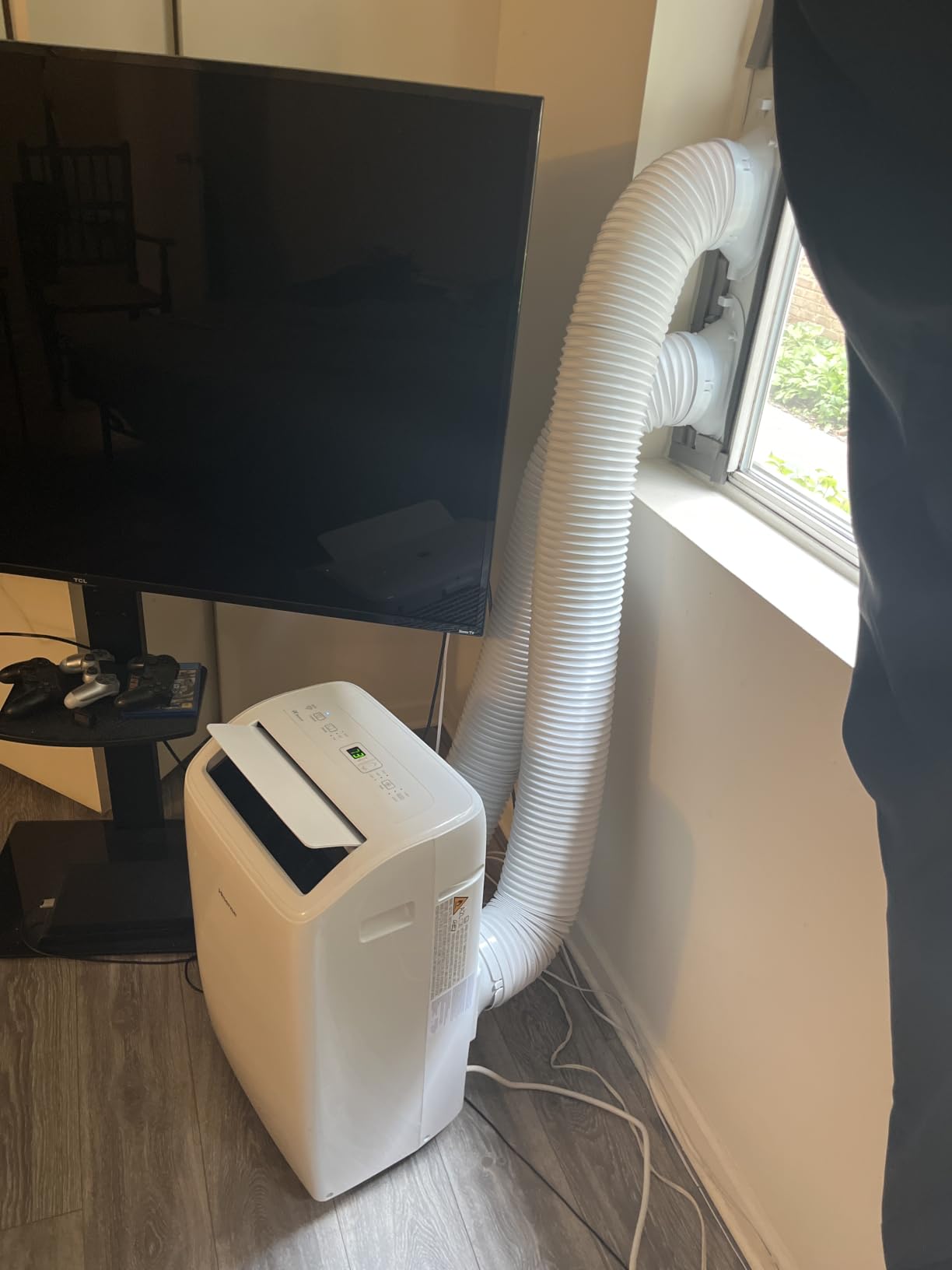 Hisense 8,000 BTU DOE/SACC (10,000 ASHRAE) Portable Air Conditioner Dual Hose & Inverter, 350 Sq Ft, Wi-Fi, ConnectLife App Google & Alexa, 3 operating modes, Noise 42 dB HAP0825TWD (Renewed) customer photo 2