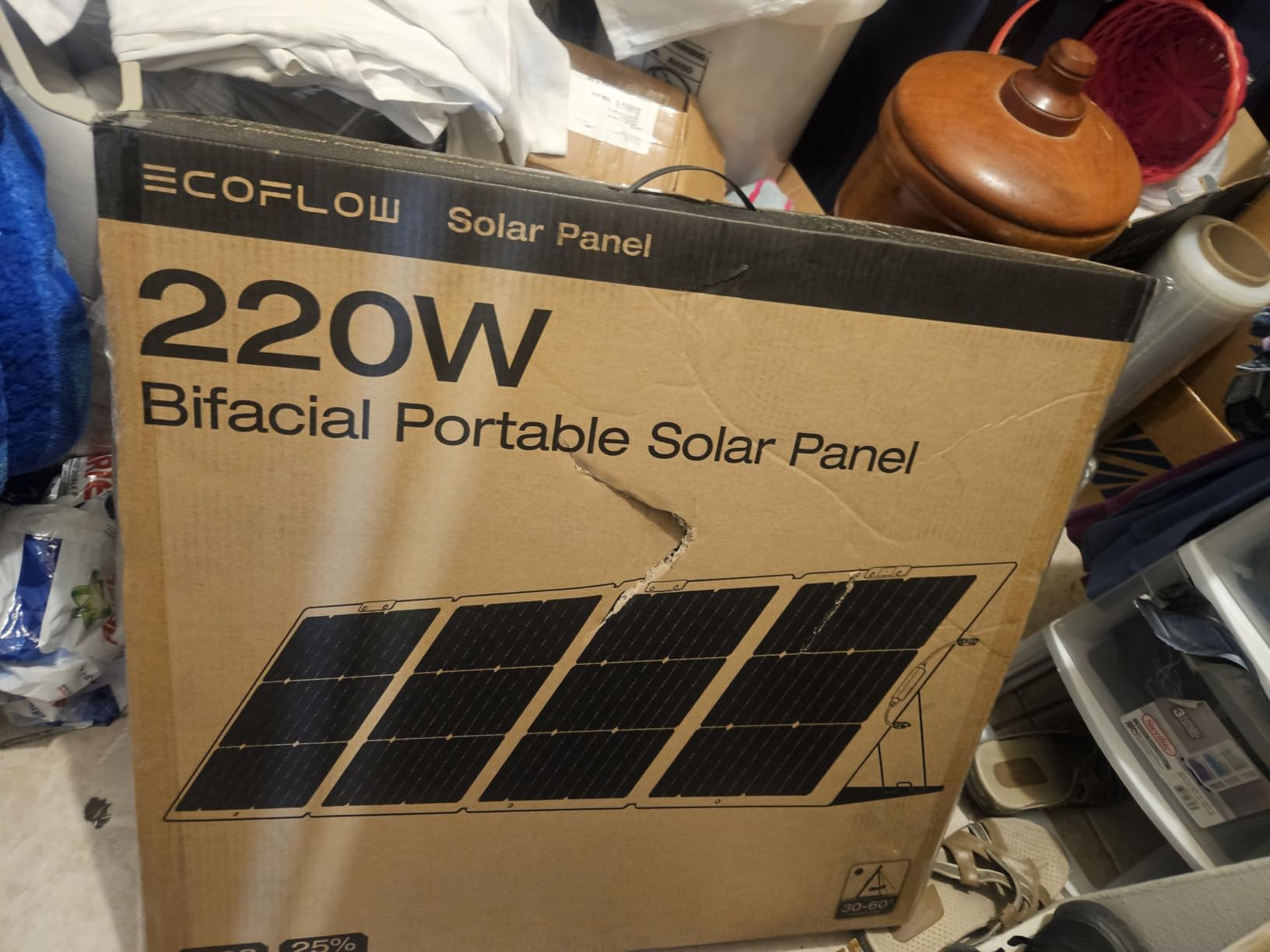 EF ECOFLOW Solar Generator Delta 3 with 220W Bifacial Panel, 1024Wh 1800W | Portable Power Station, LFP Battery 1800W AC/100W USB-C Output, Full Charge in 56 Min for Home Backup Power, Camping & RVs customer photo 2