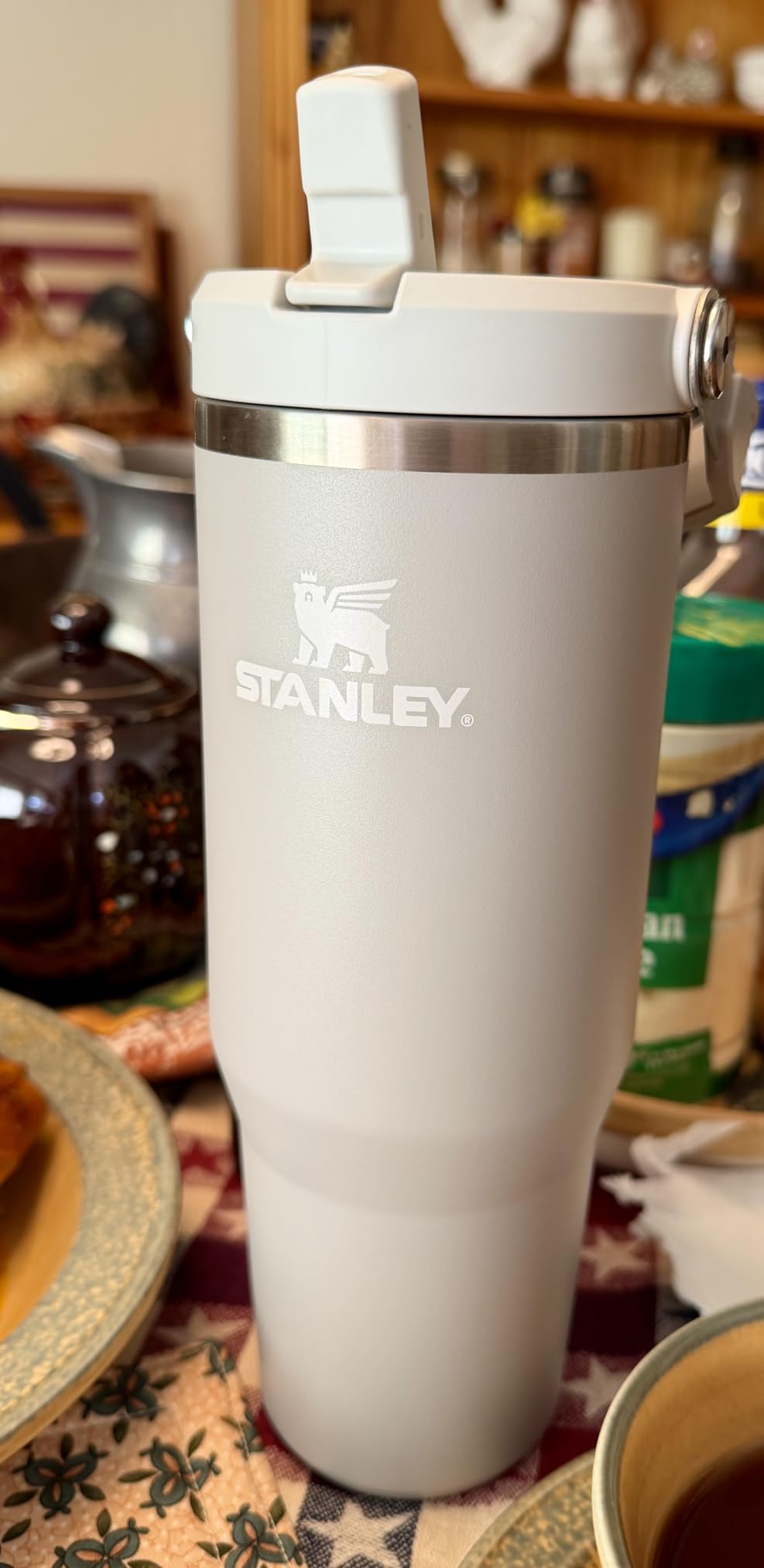 STANLEY IceFlow 2.0 Flip Straw Tumbler with Handle 30 oz | Twist On Lid and Flip Up Straw | Leak Resistant Water Bottle | Insulated Stainless Steel | BPA-Free | Goldenrod Coral customer photo 1