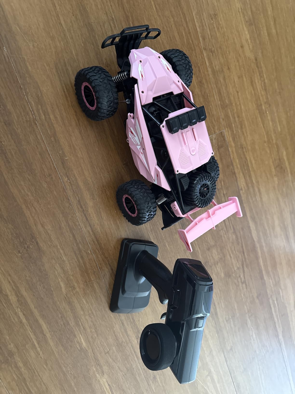 kolegend Remote Control Car 2.4GZh High Speed 25km/h RC Monster Trucks 50+min with LED Headlight and Rechargeable Battery for Boys Girls Kids customer photo 1