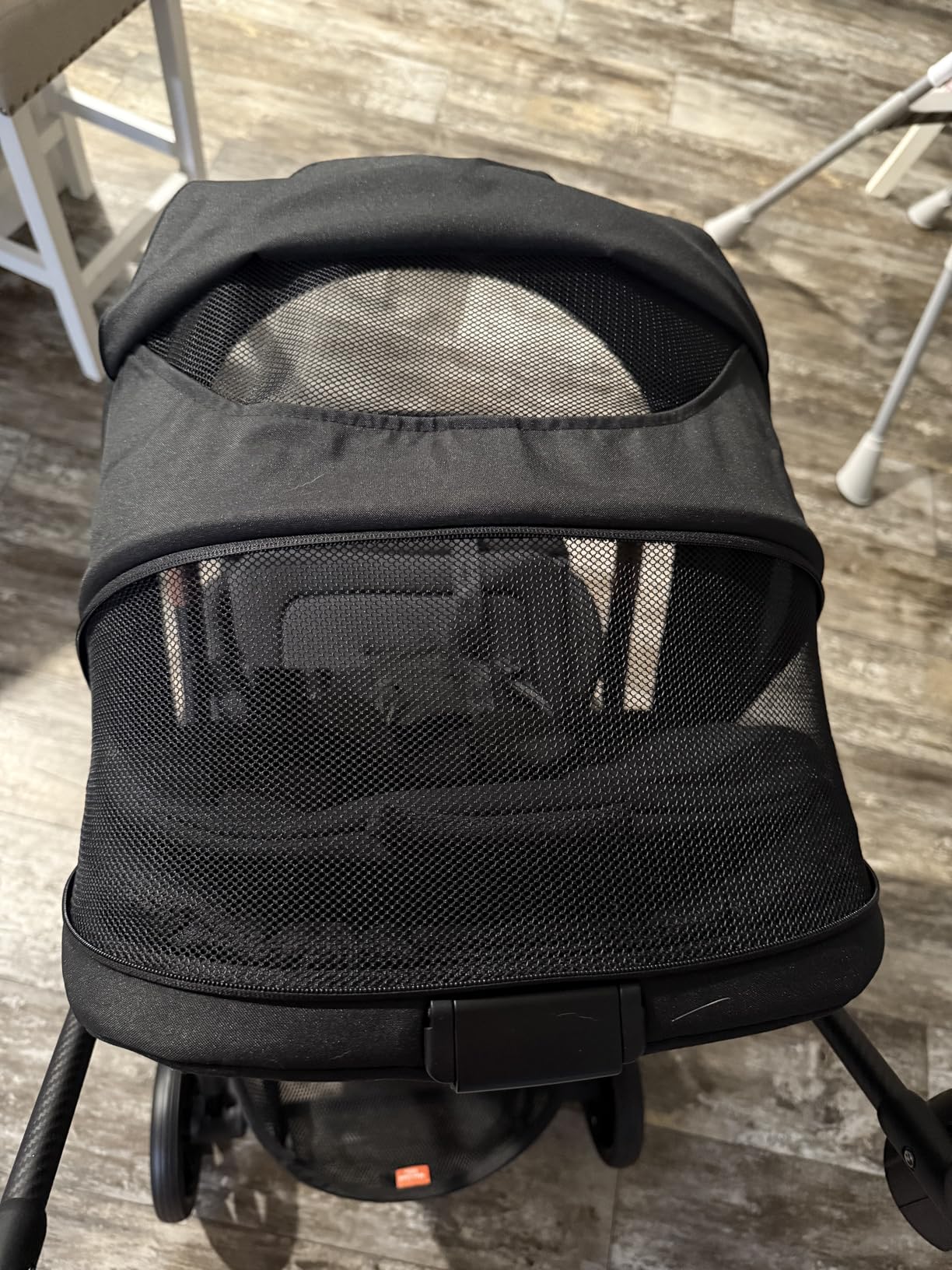 Air Lux Baby Stroller with Carbon Fiber Frame, Only 15.8lbs | Compact Fold Stroller with Reversible Seat, Magnetic 5-Point Harness, UPF 50+ Canopy, Large Basket & Car Seat Adapter customer photo 1