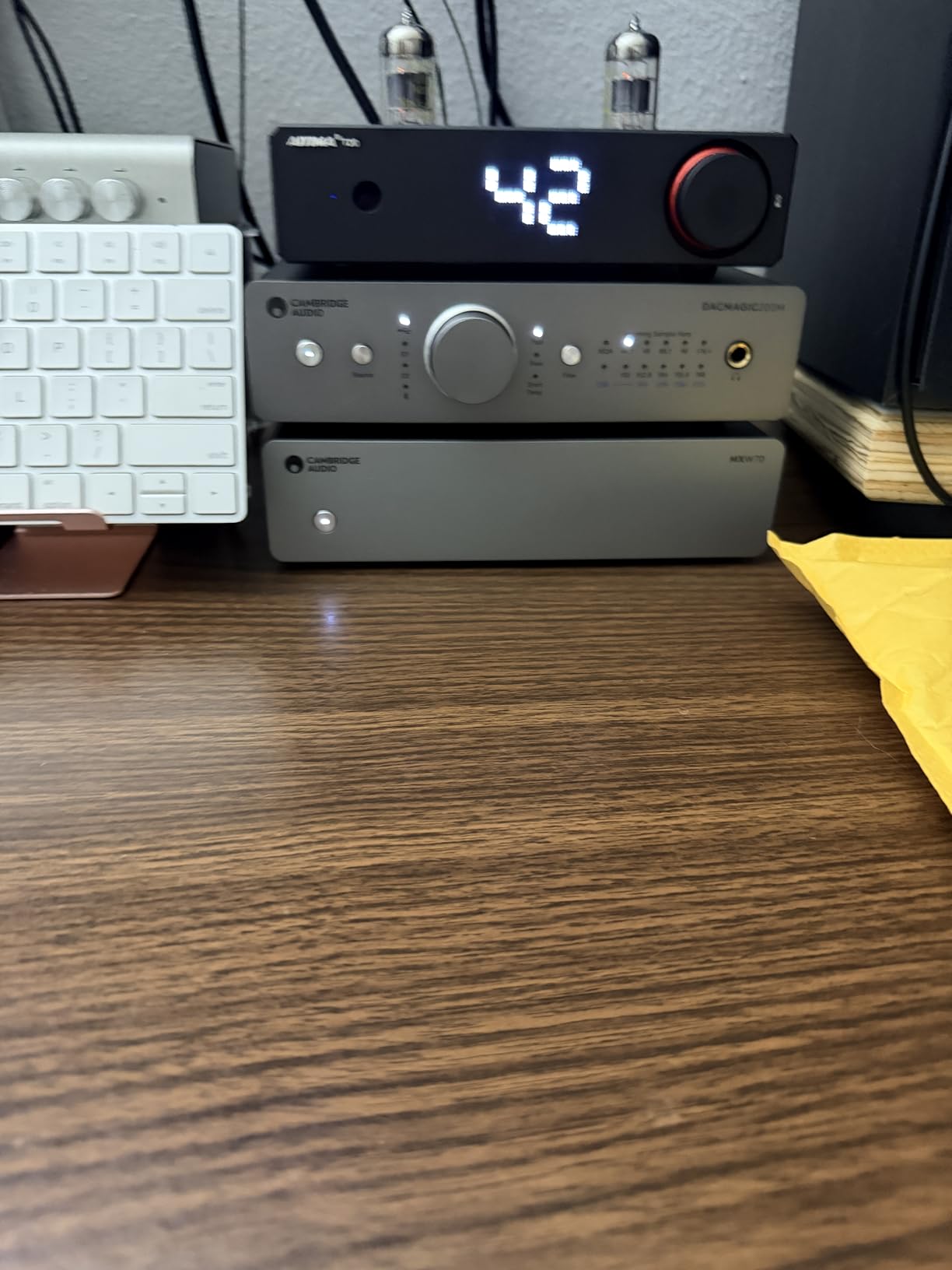 Cambridge Audio MXW 70 - Compact Power Amplifier HiFi System with 70 Watts Per Channel, RCA and XLR Inputs and Hypex NCORE Class D Amplification - Lunar Grey customer photo 1