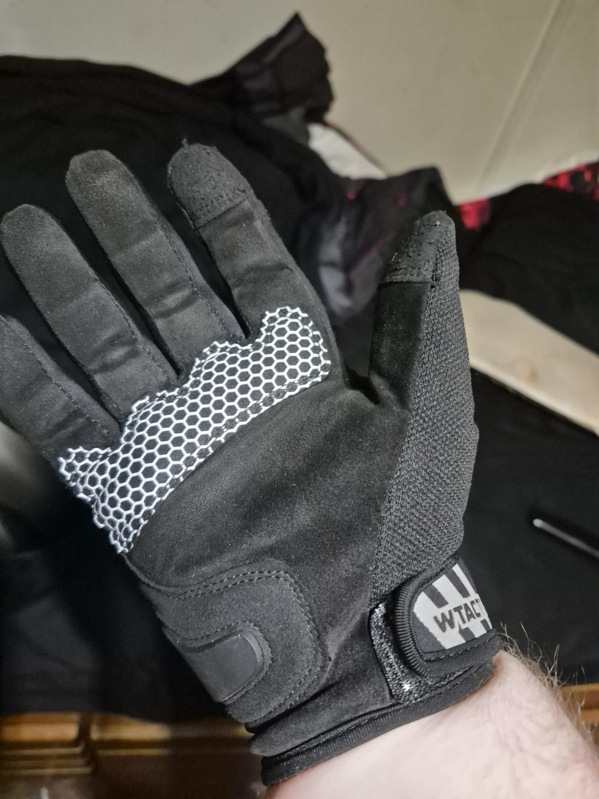 WTACTFUL Lightweight Motorcycle Gloves for Men Women Touchscreen Summer | Carbon Knuckle Protection, Breathable & Anti-Slip for Motorbike Dirt Bike Cycling Motocross MTB ATV Cruising Casual customer photo 2